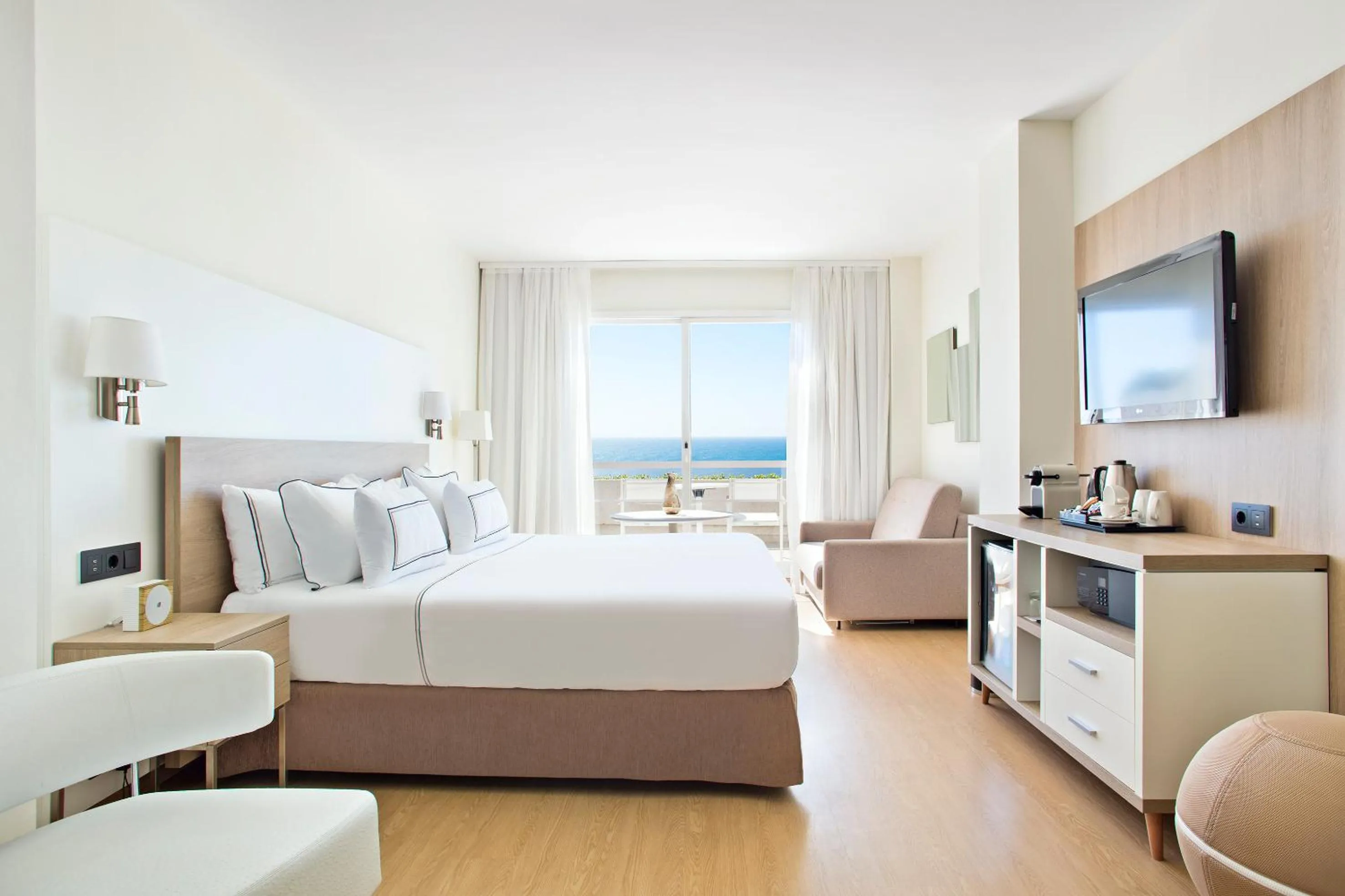 TV and multimedia, Bed in Melia Sitges