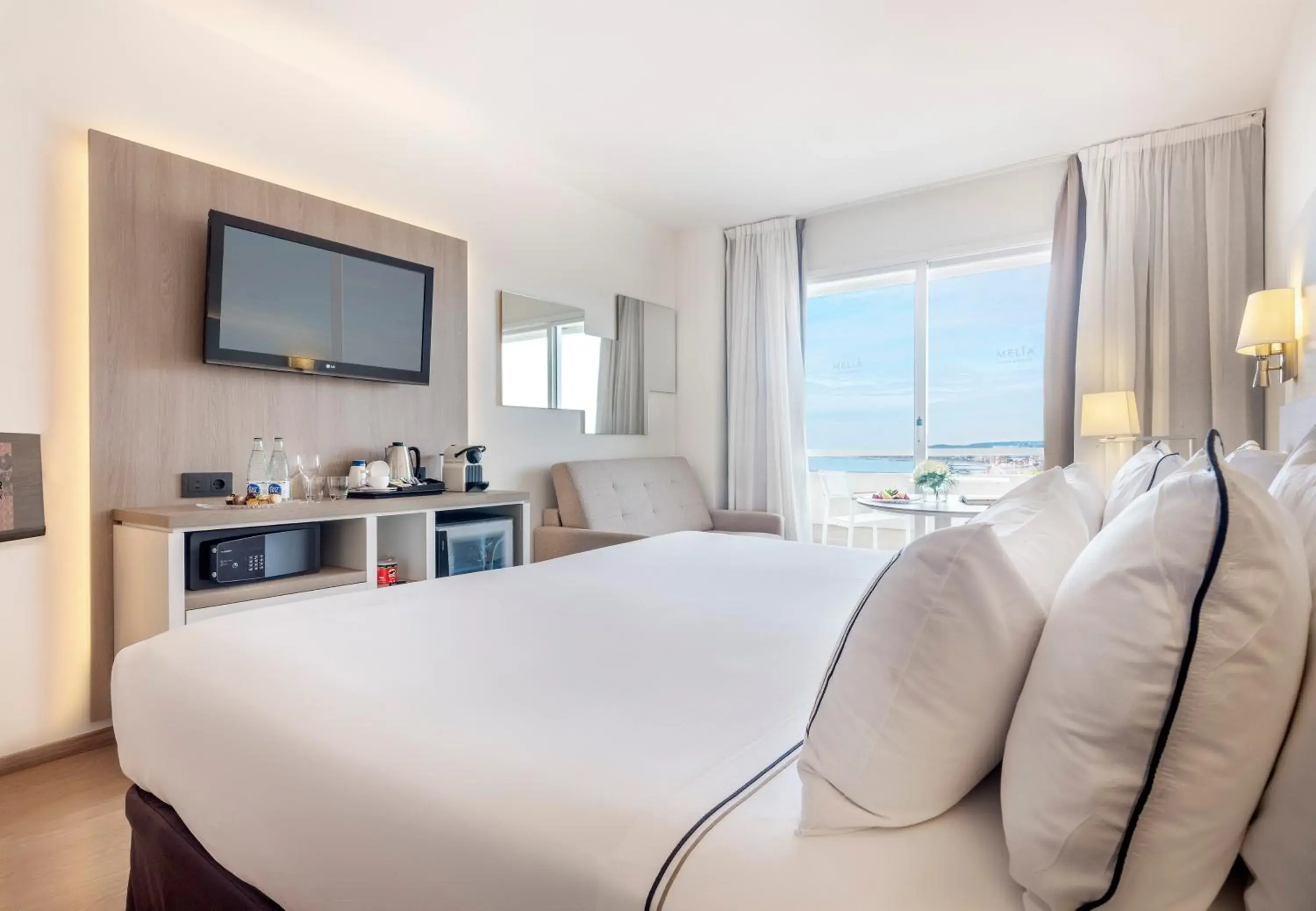 Bed in Melia Sitges Bed in Melia Sitges