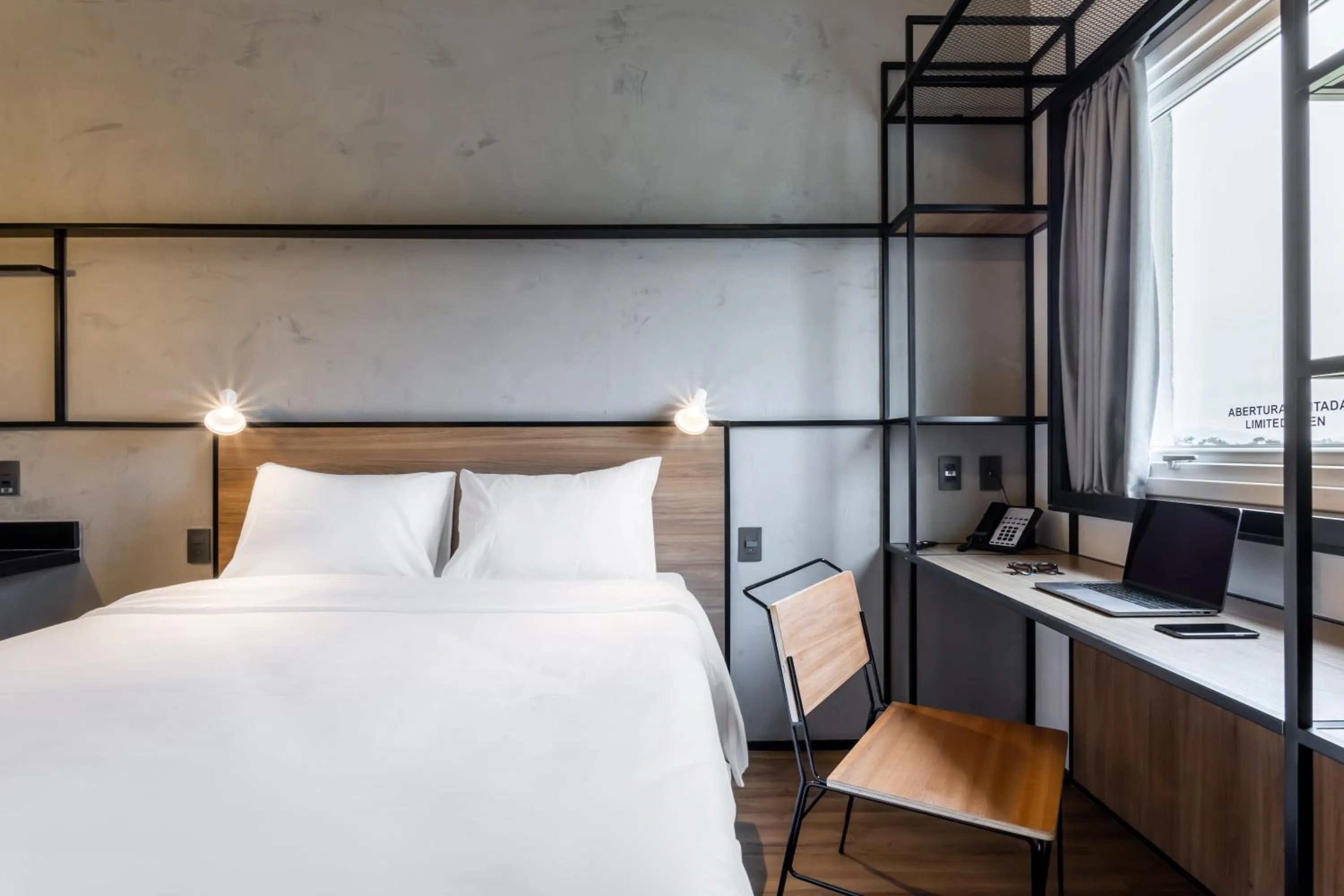 Photo of the whole room, Bed in Ibis Aruja