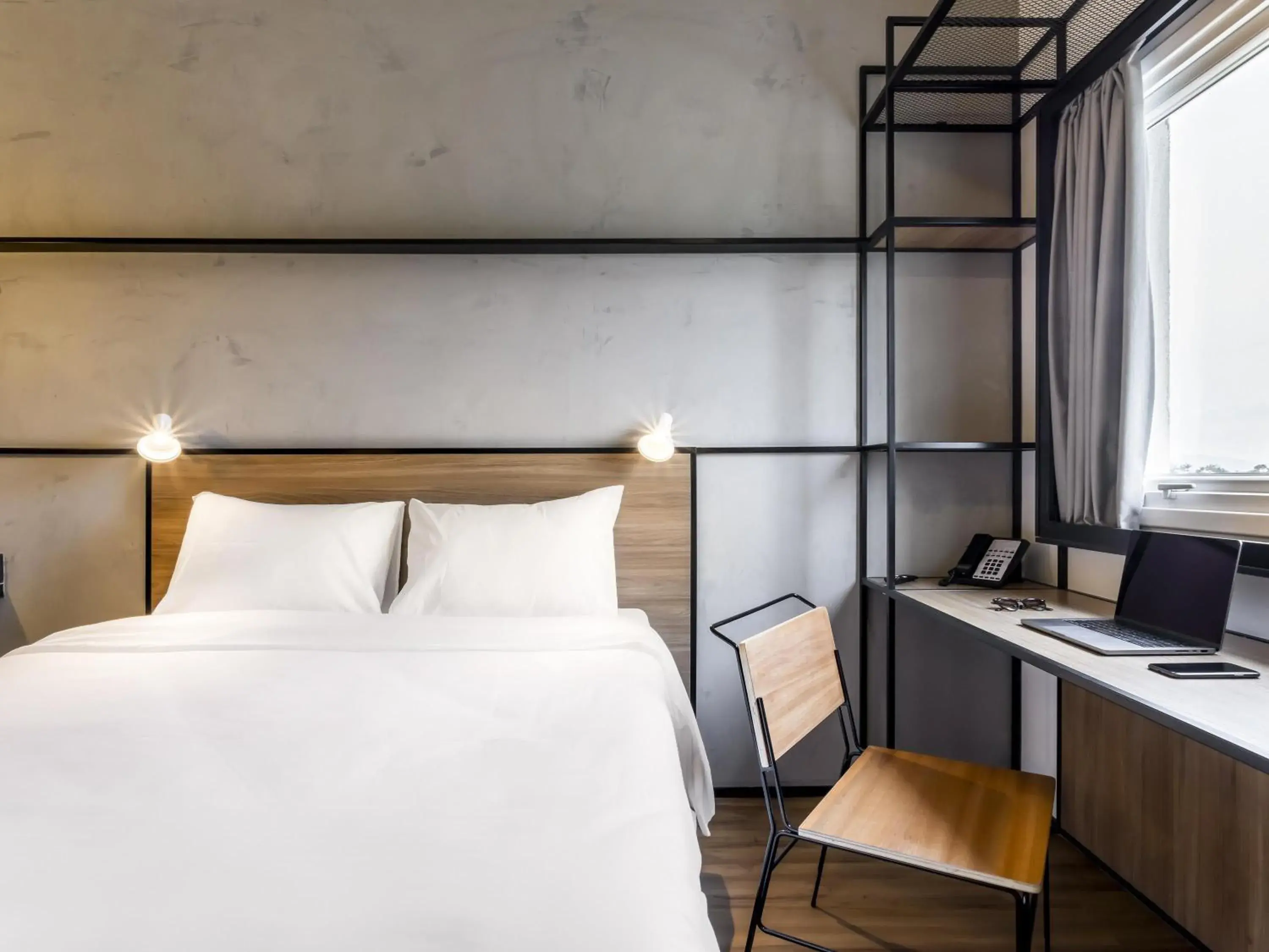 Bedroom, Bed in Ibis Aruja Bedroom, Bed in Ibis Aruja