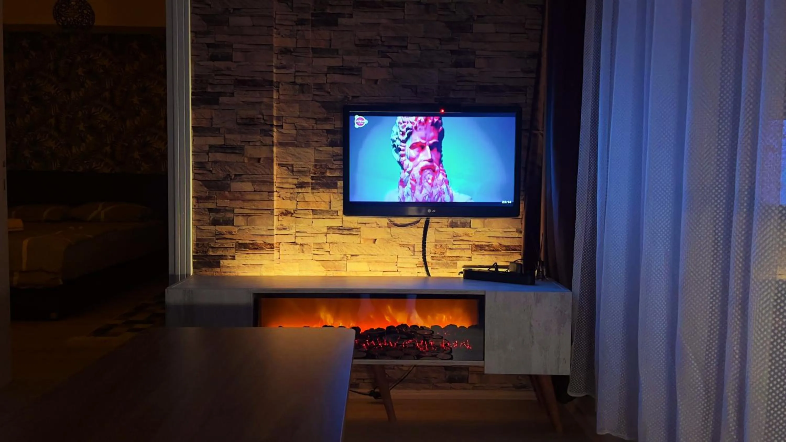 flat iron in Edirne House