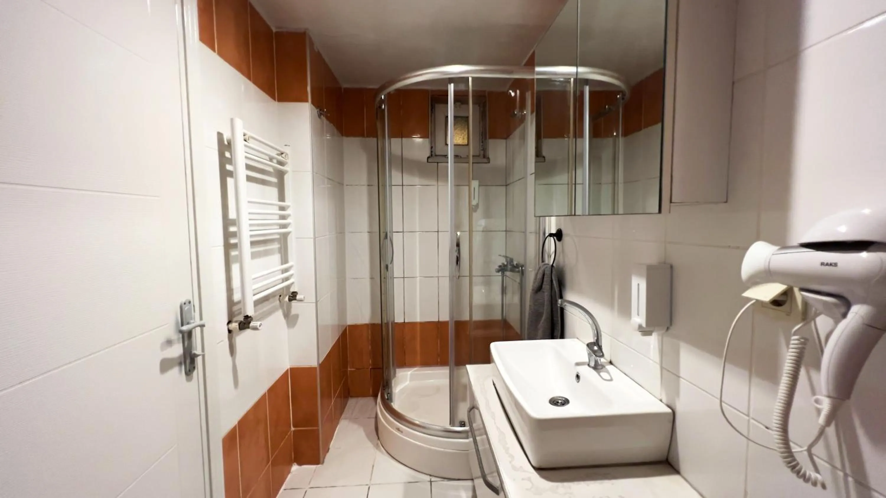 Shower in Edirne House