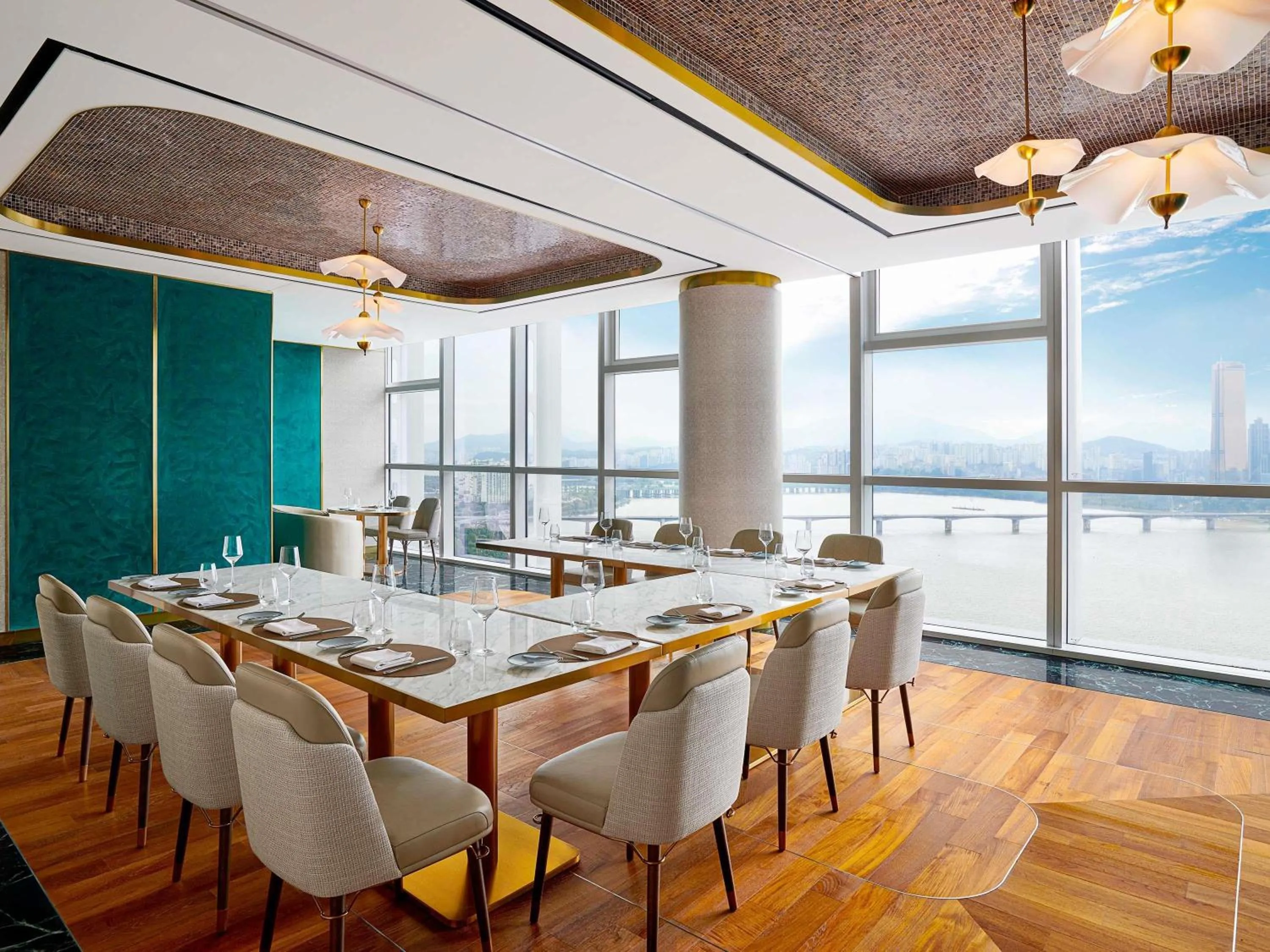 Restaurant/places to eat in Naru Ambassador Hotel Seoul - MGallery Collection