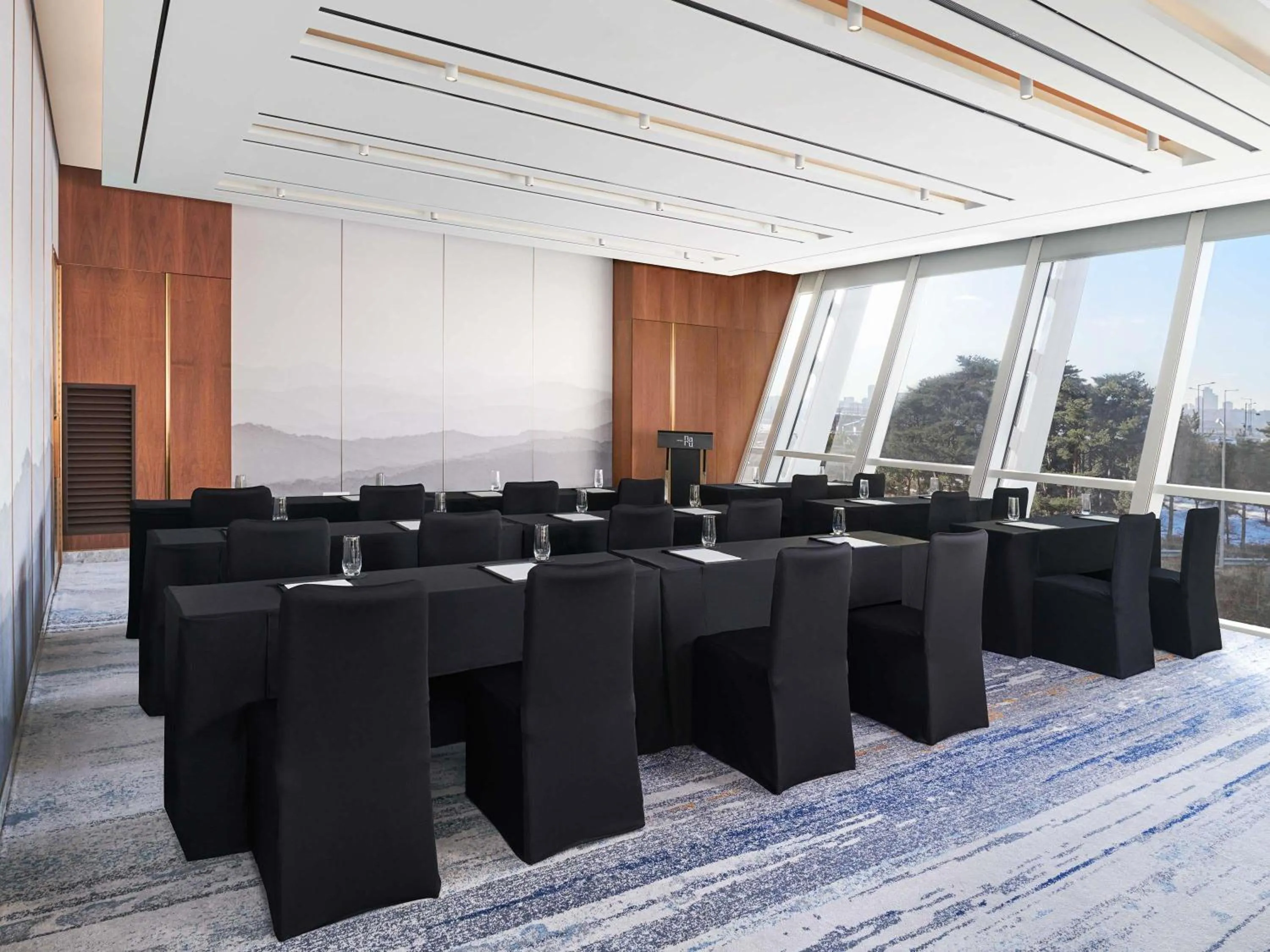 Meeting/conference room in Naru Ambassador Hotel Seoul - MGallery Collection