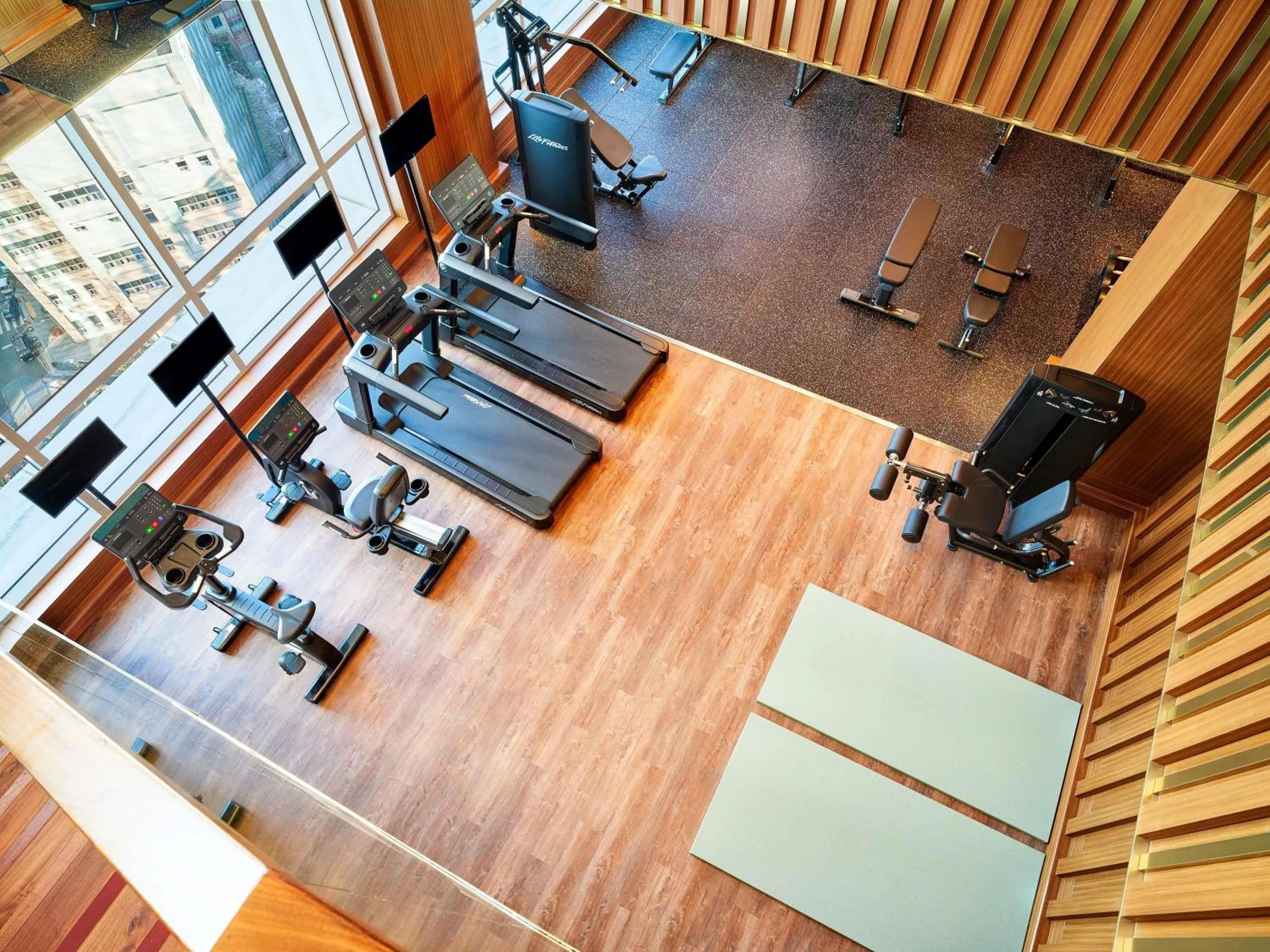 Fitness centre/facilities in Naru Ambassador Hotel Seoul - MGallery Collection
