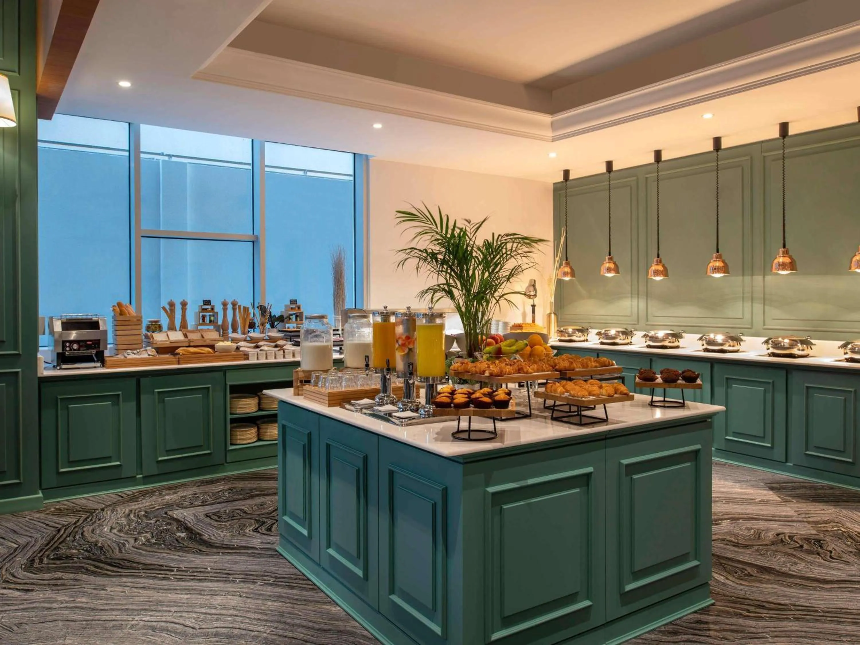 Restaurant/places to eat in Adagio Doha