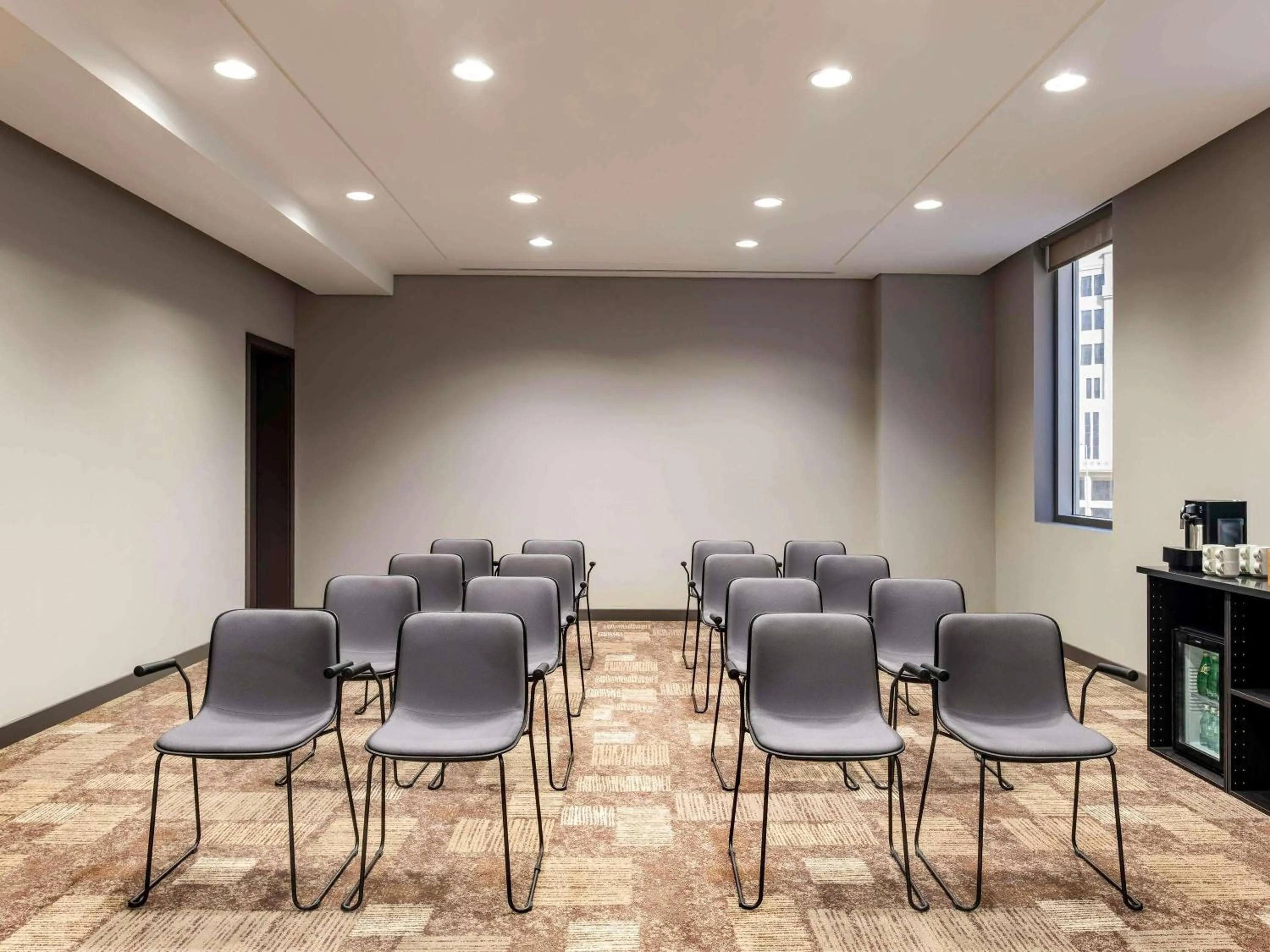 Meeting/conference room in ibis Doha