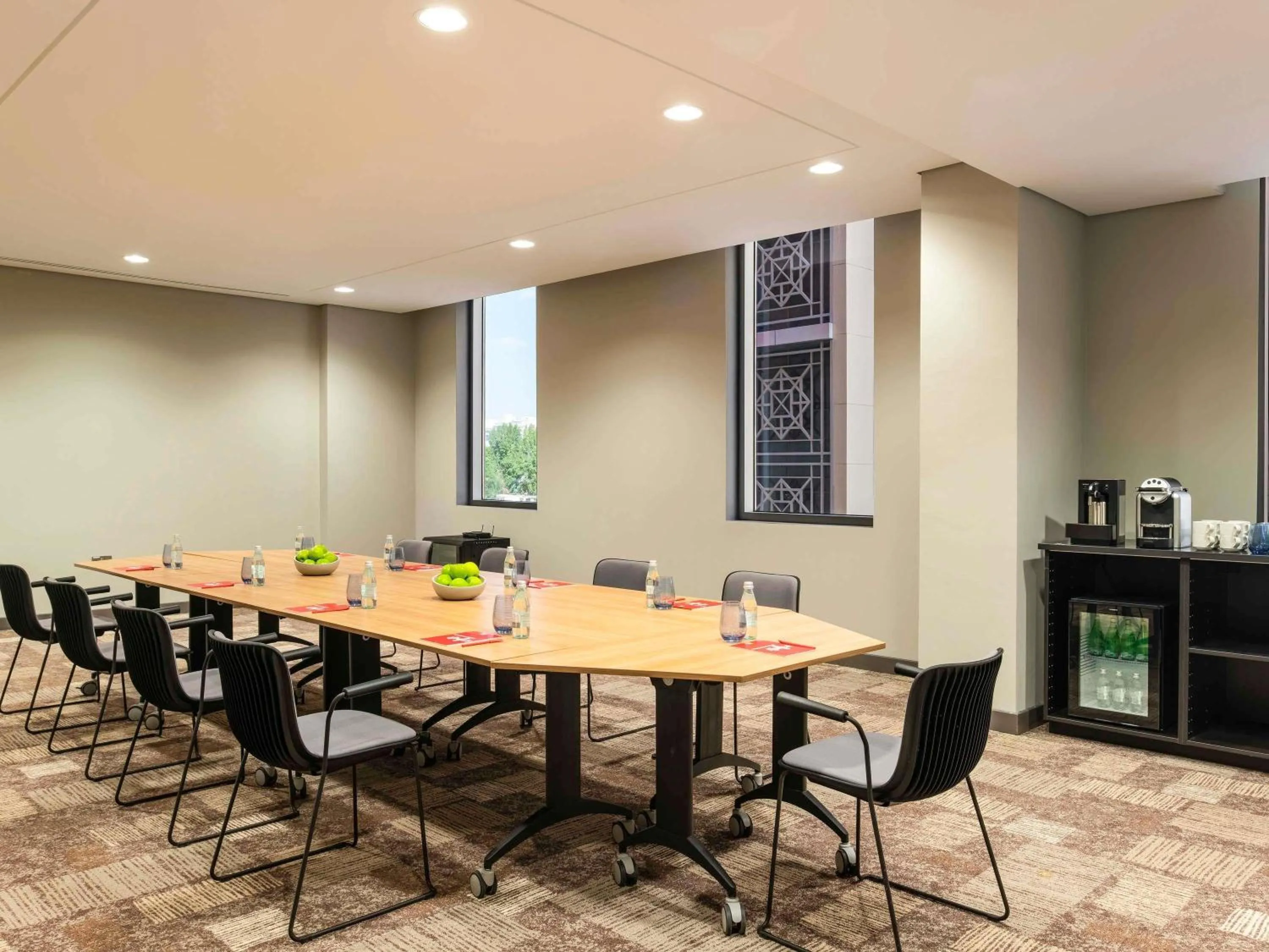 Meeting/conference room in ibis Doha