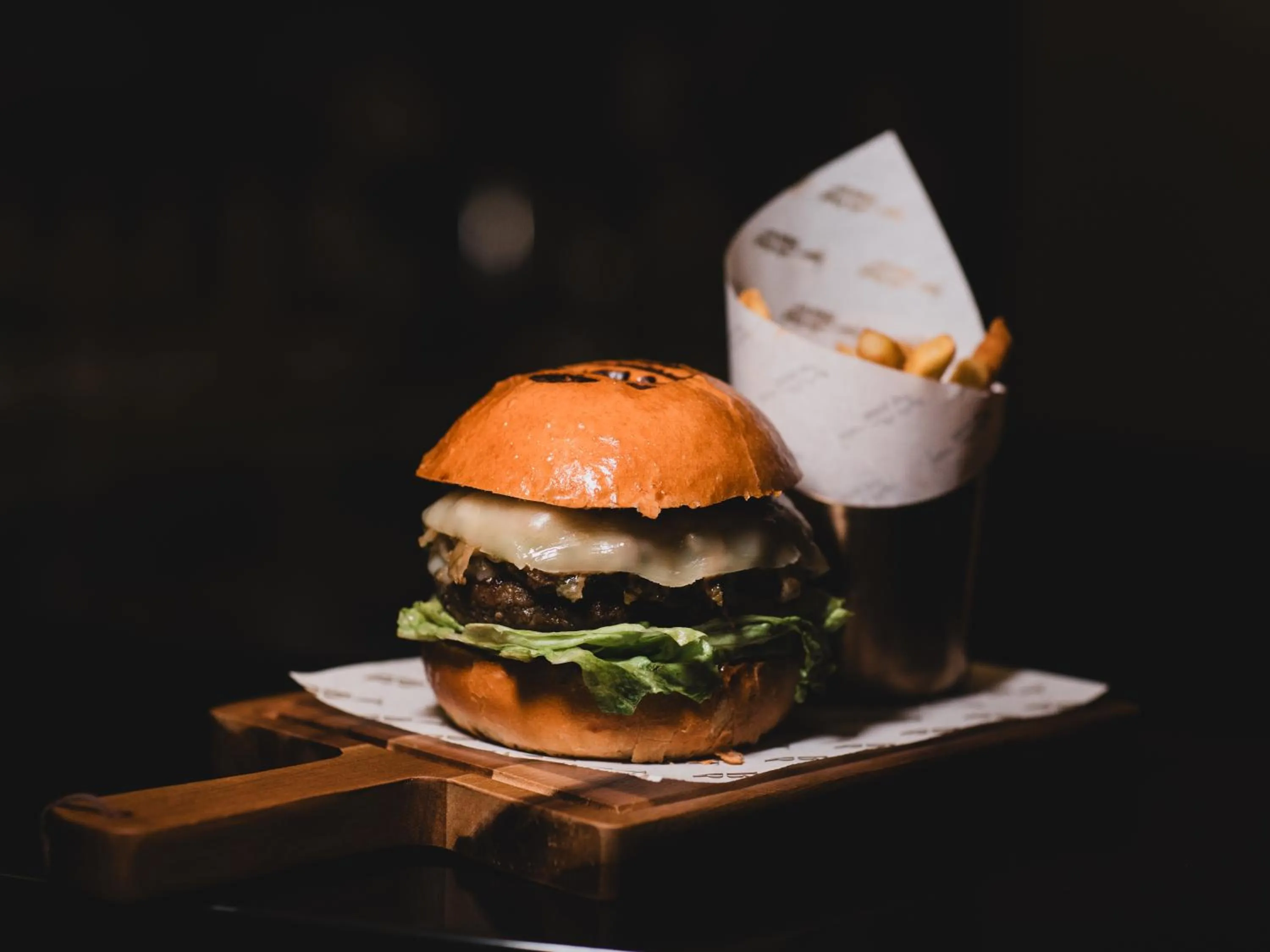 Lounge or bar in ibis Doha