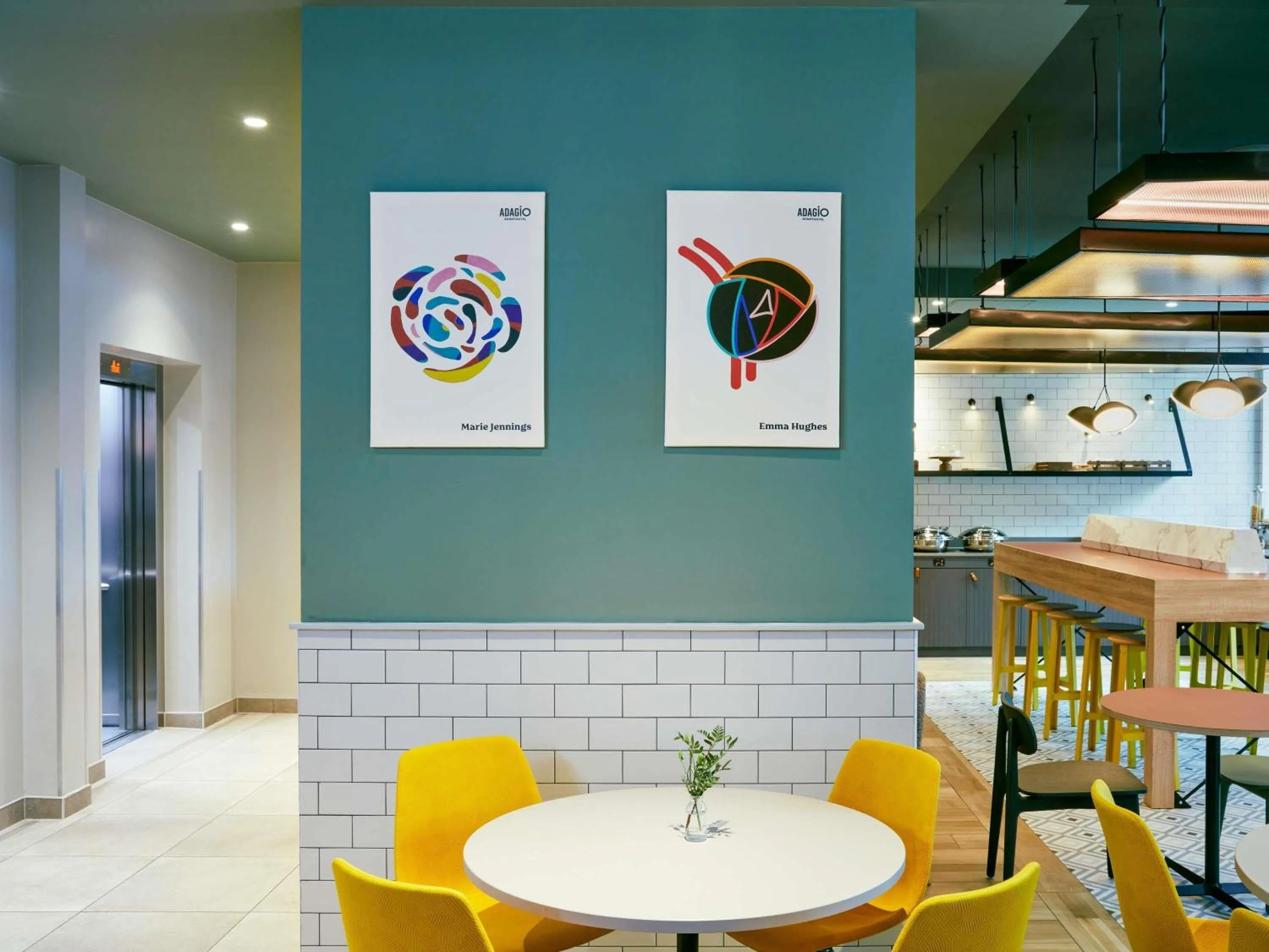 Breakfast in Aparthotel Adagio Glasgow Central