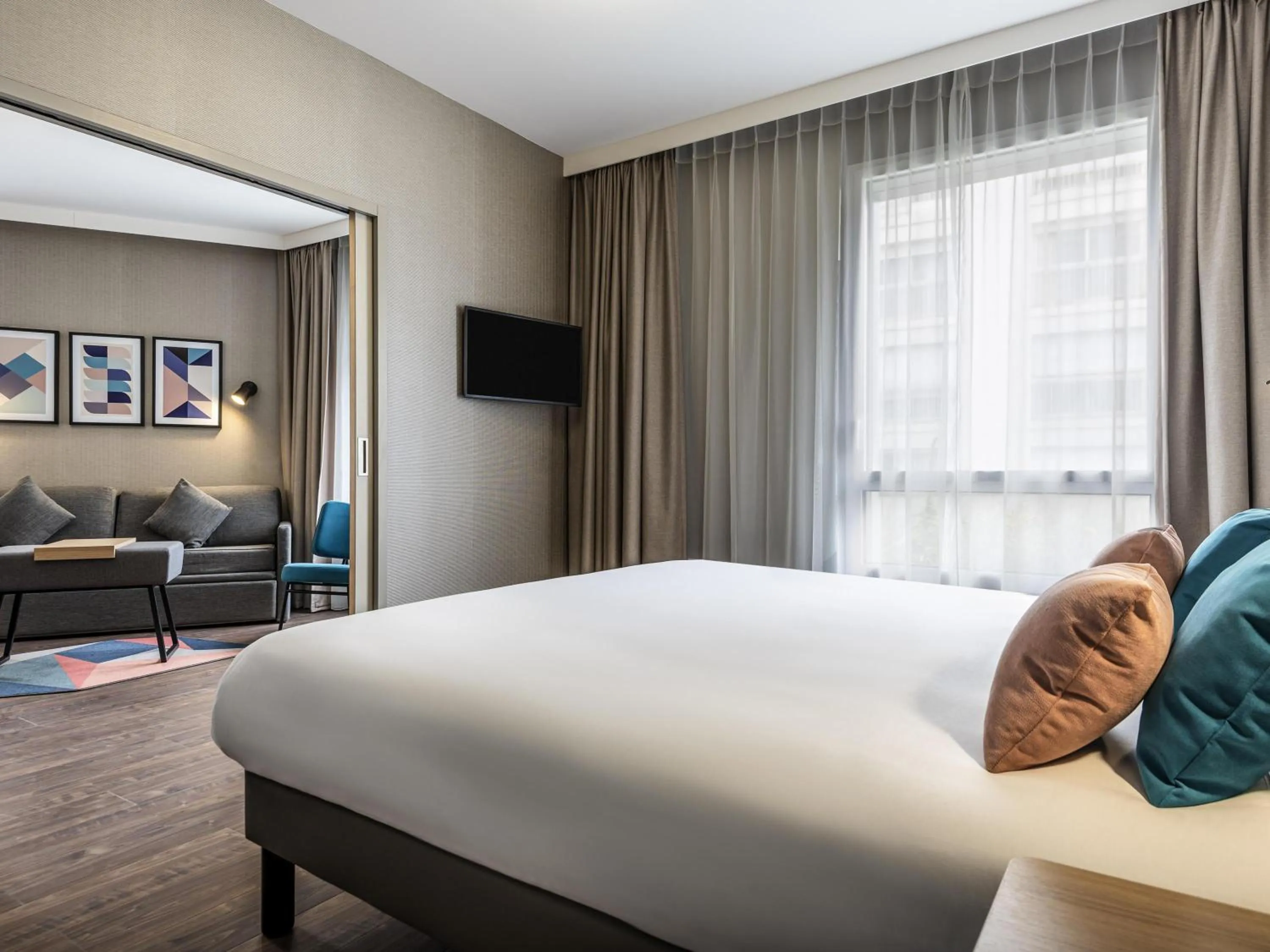 Bedroom, Bed in Aparthotel Adagio Glasgow Central