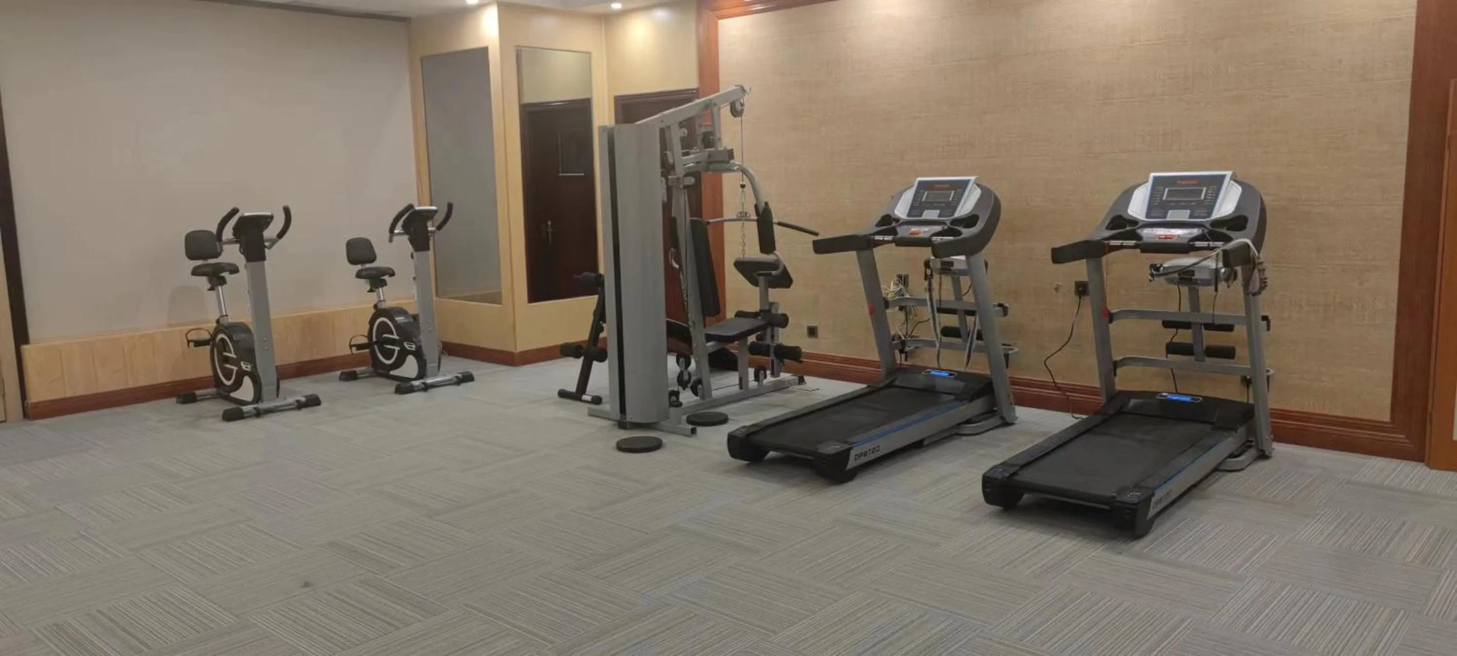 Fitness centre/facilities in Holiday Inn Express Chengdu Tianfu Square by IHG - Chunxi Road and Kuanzhai Alley