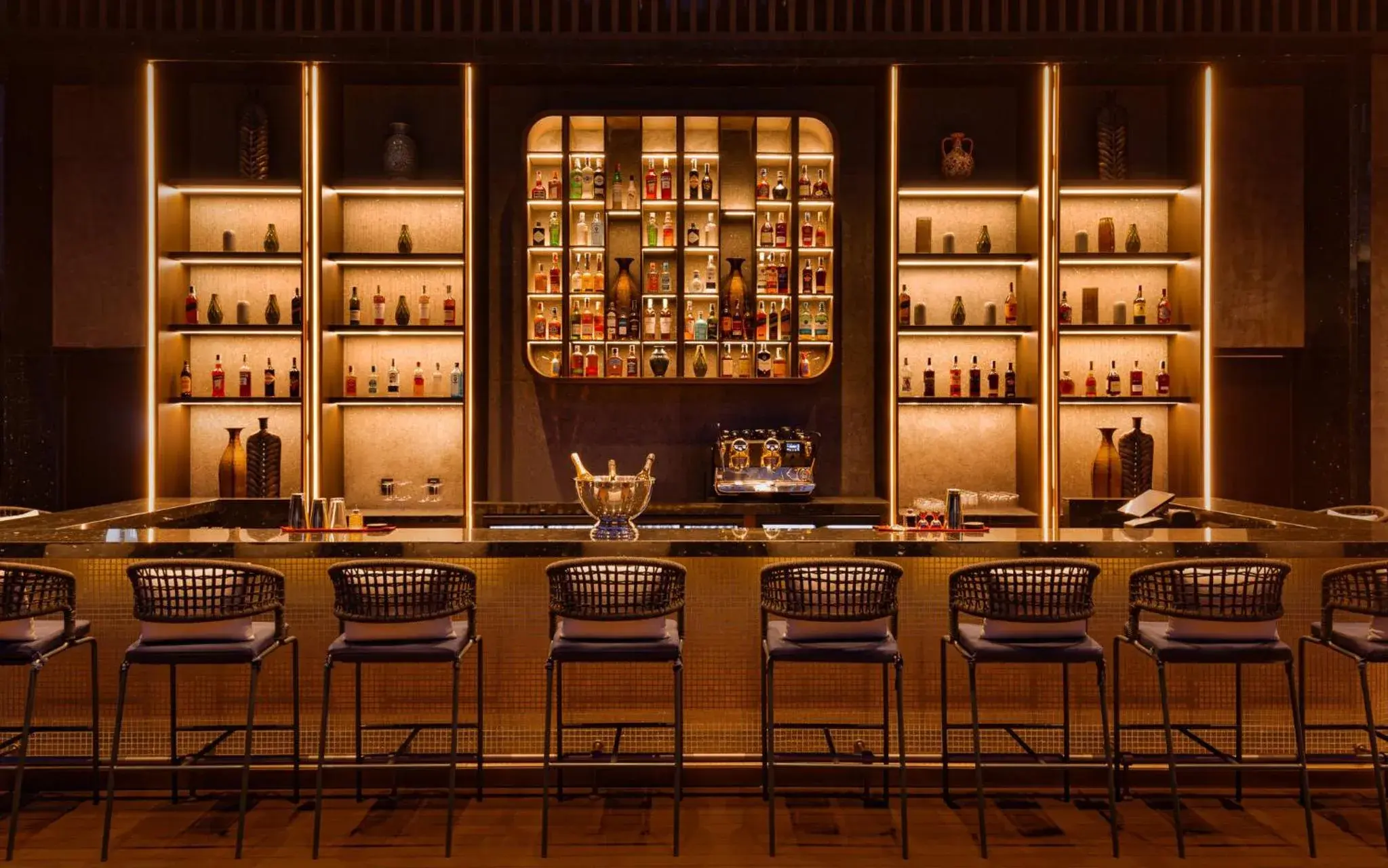 Lounge or bar in InterContinental Tashkent by IHG Lounge or bar in InterContinental Tashkent by IHG