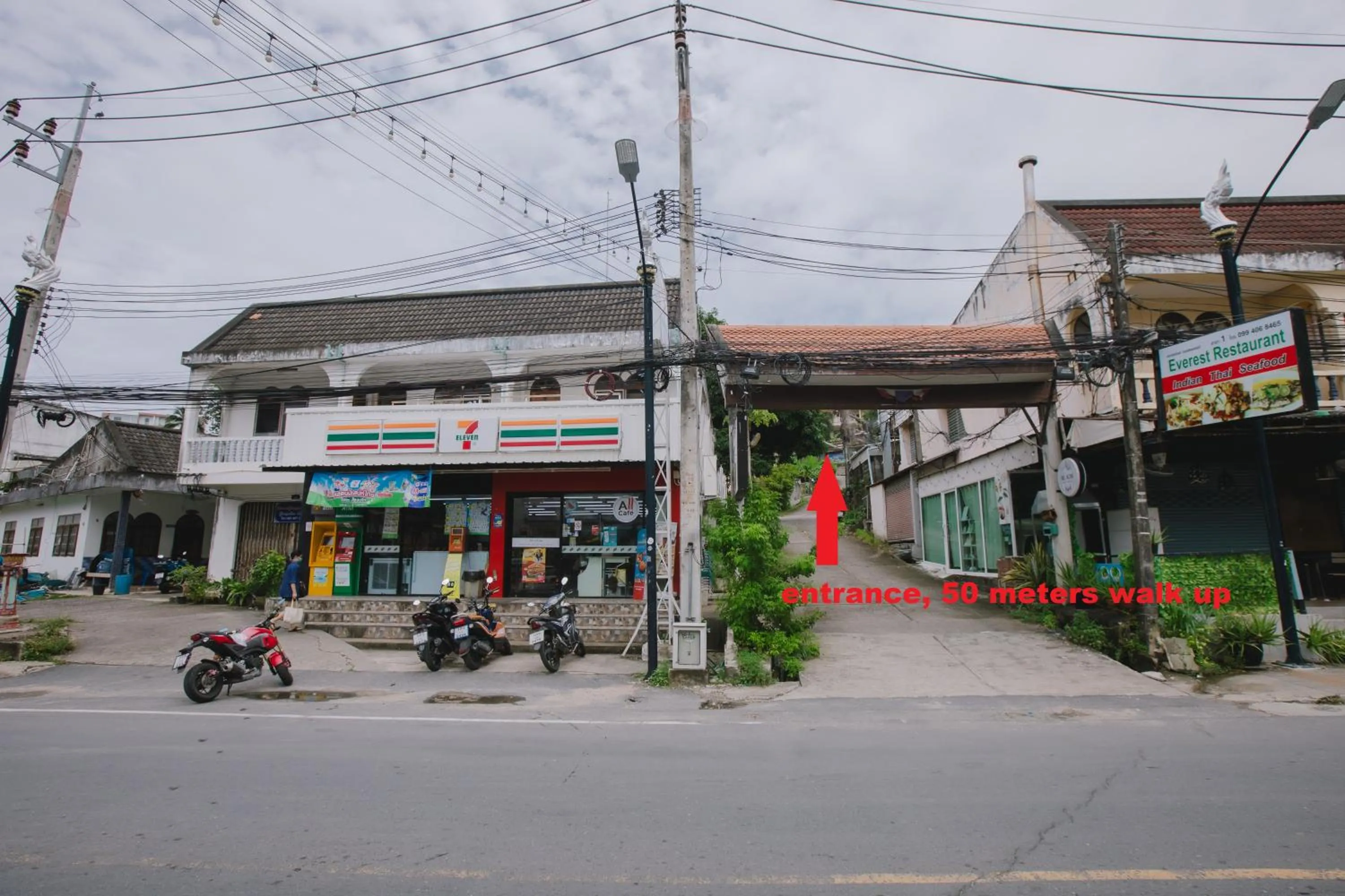 Street view in Kataonsea bungalows