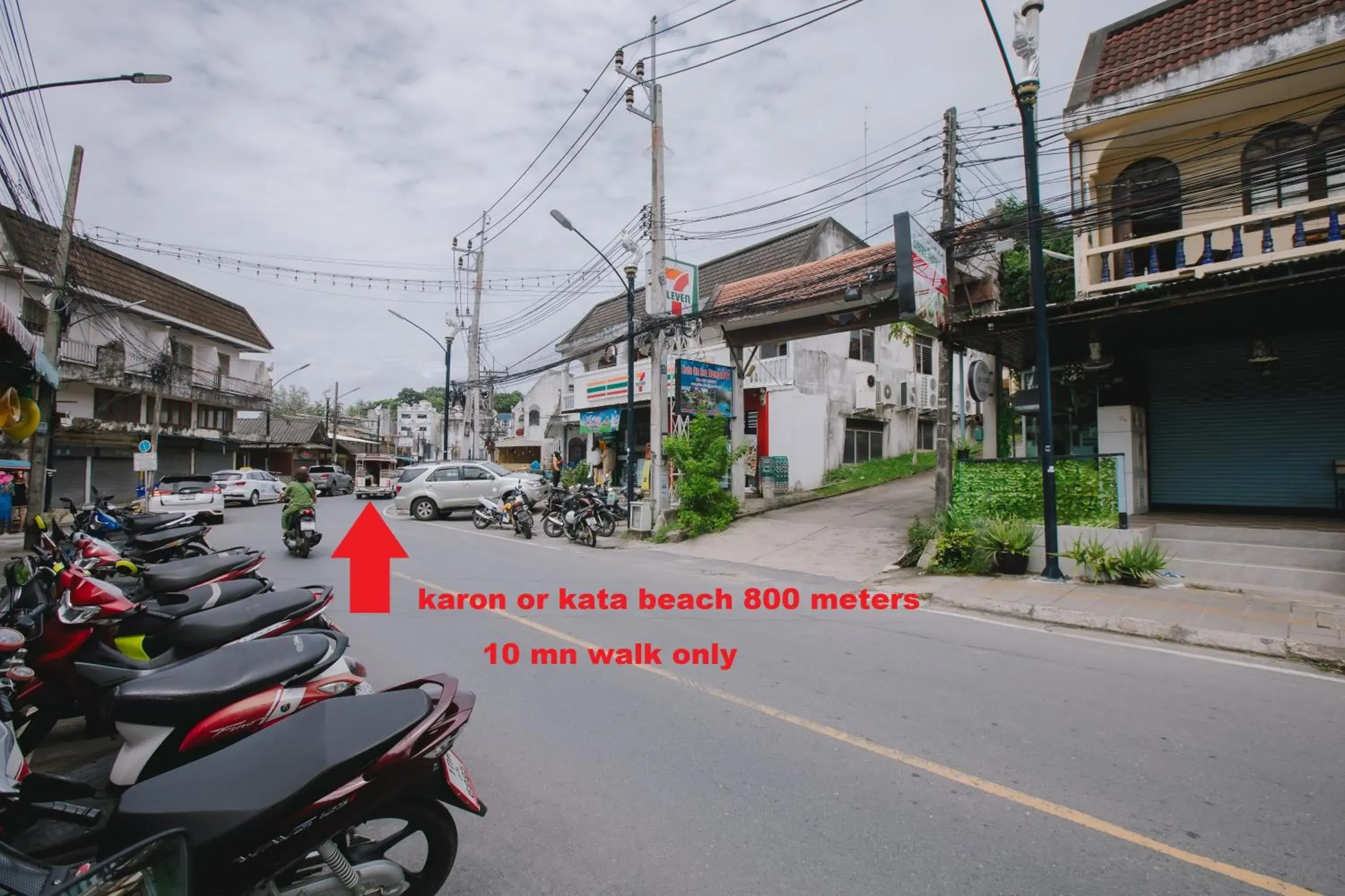 Family Room in Kataonsea bungalows Family Room in Kataonsea bungalows
