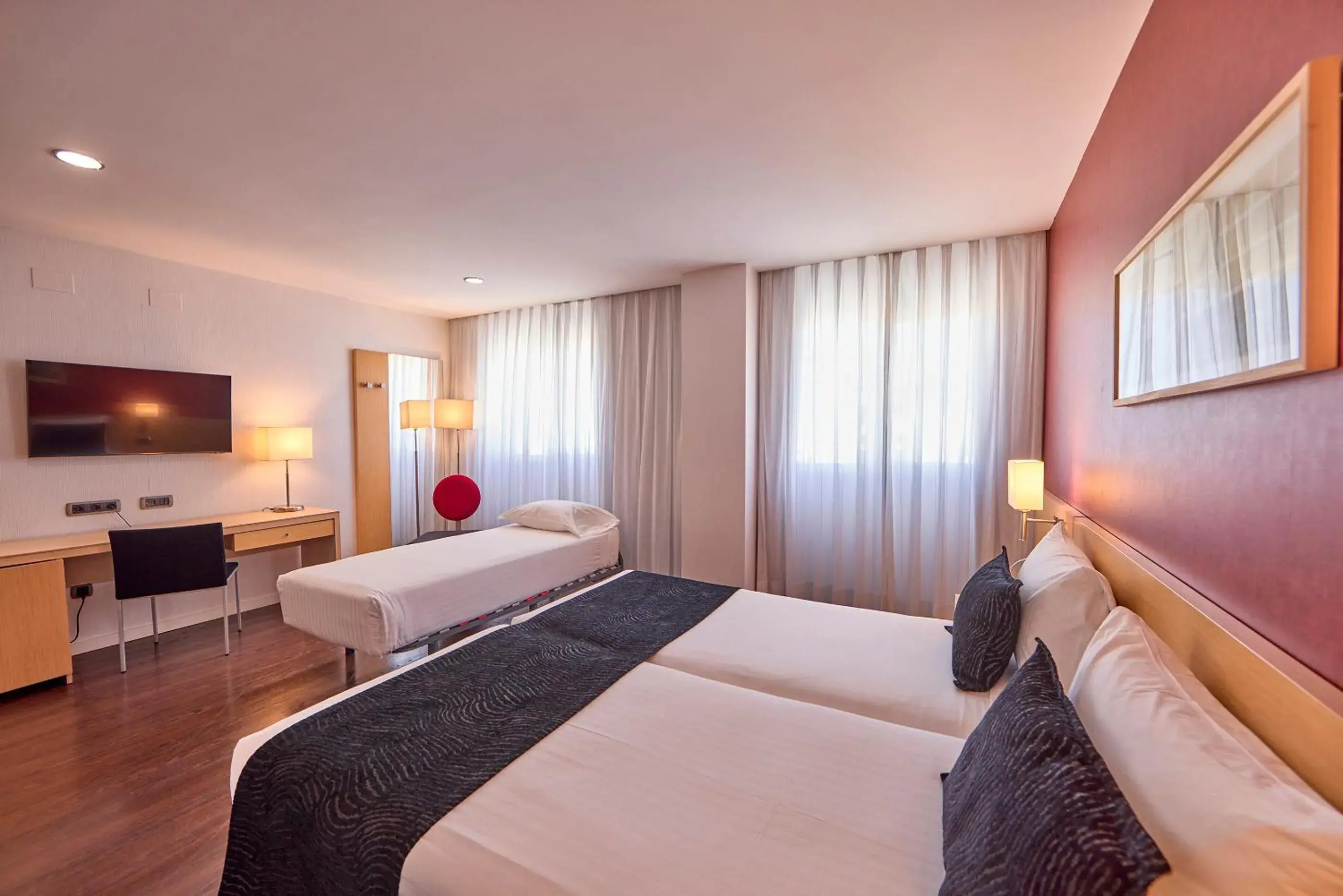 Family Room (2 Adults + 1 Child) in Civis Luz Castellón 4*S Family Room (2 Adults + 1 Child) in Civis Luz Castellón 4*S