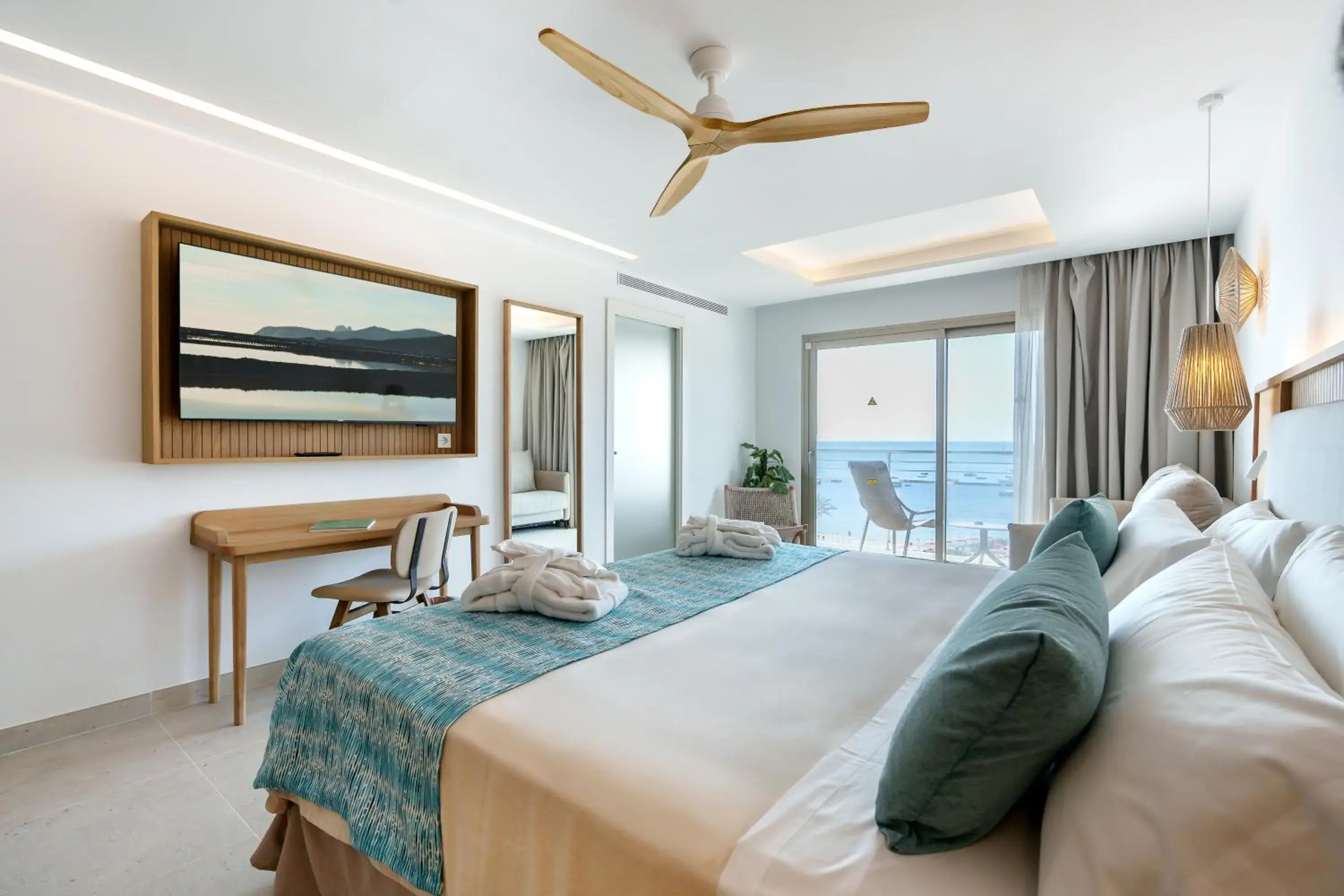 Bed in Bellamar Hotel Beach & Spa Bed in Bellamar Hotel Beach & Spa