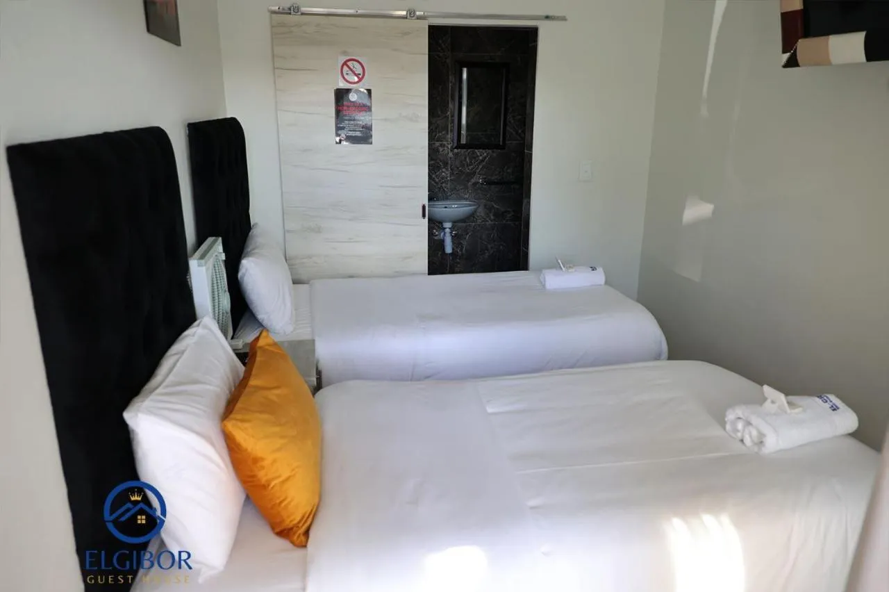 Bed in El-Gibor Best Guest House