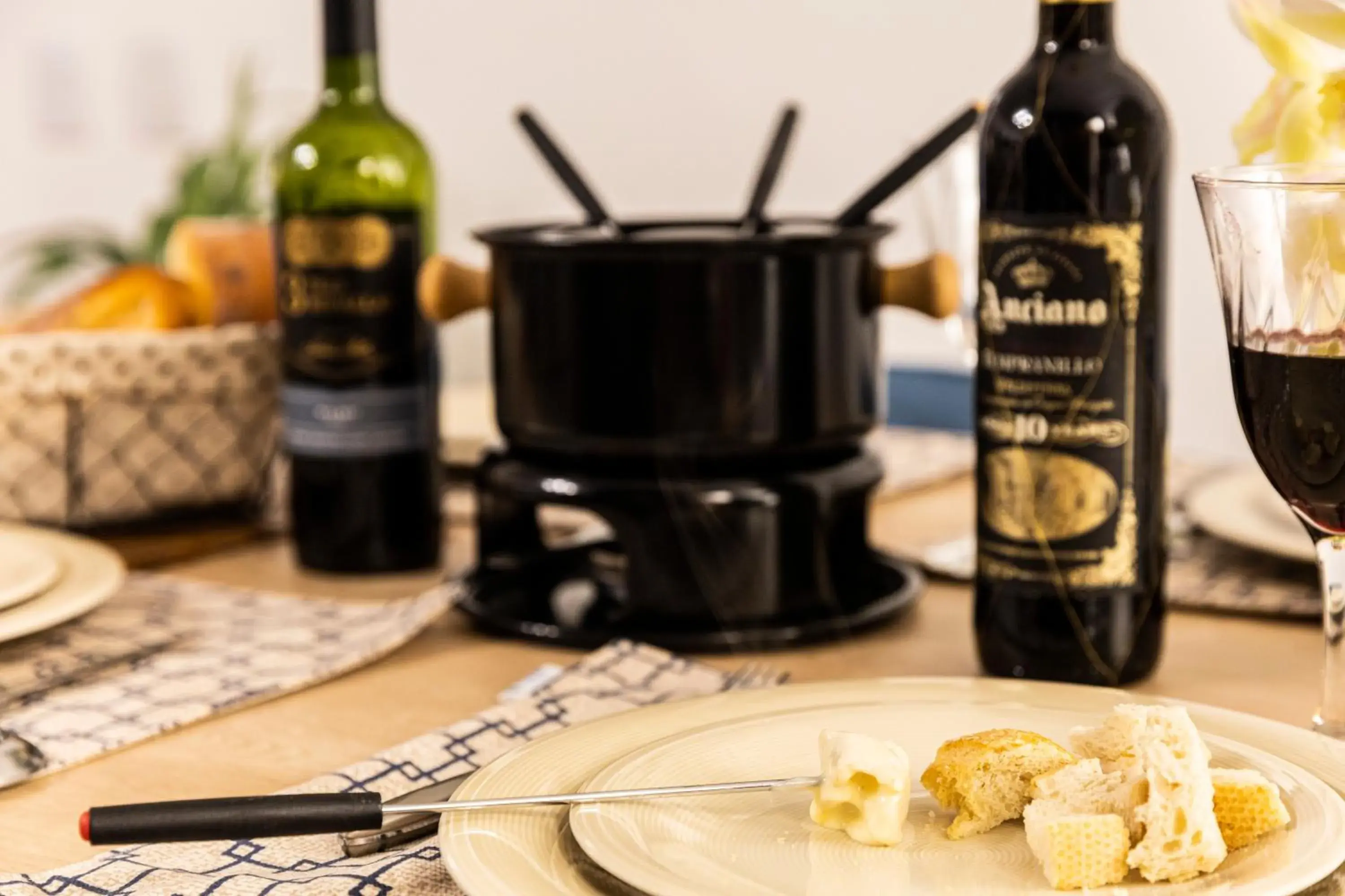 Food in 3 Quartos no Capivari com Lareira Food in 3 Quartos no Capivari com Lareira