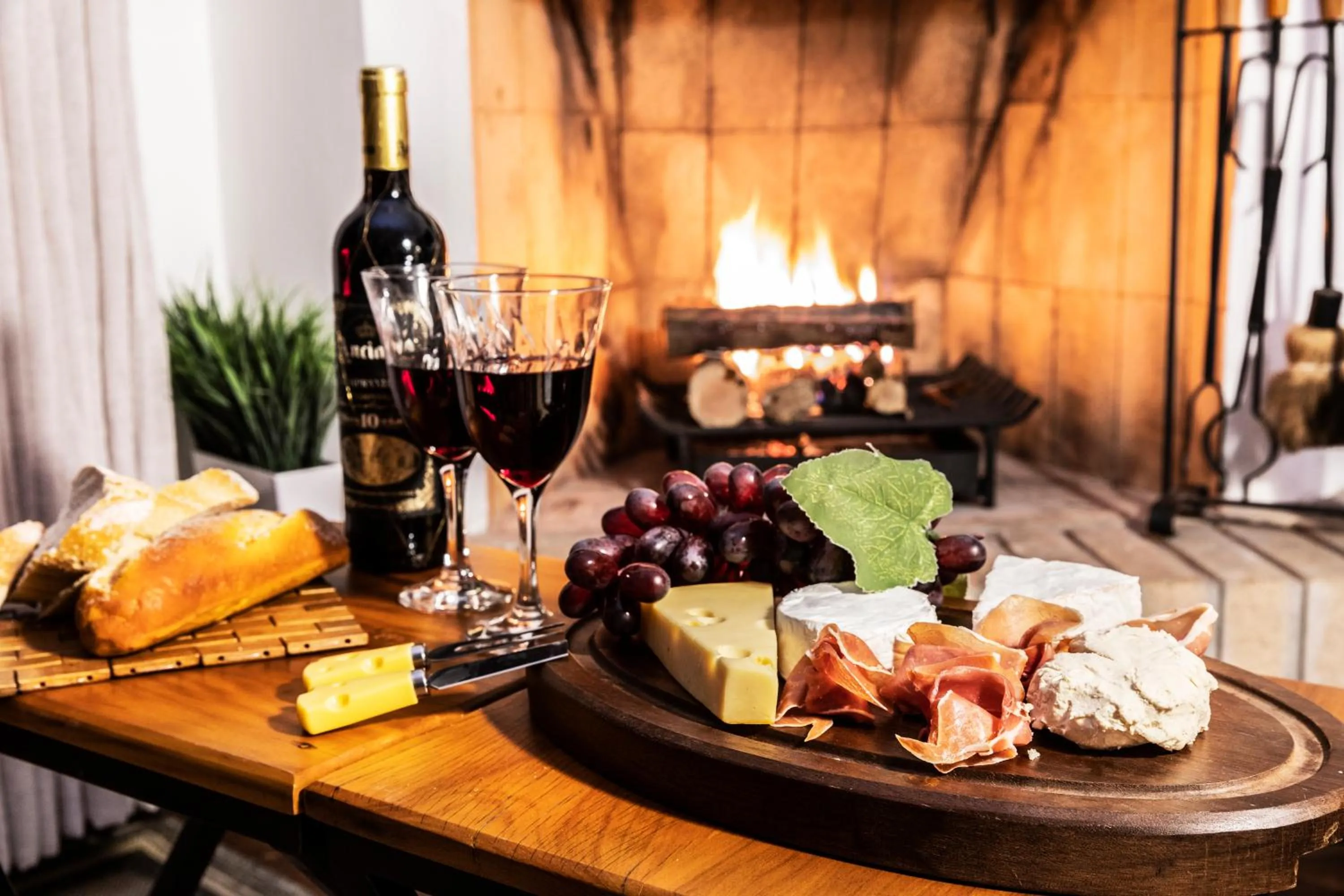 Food and drinks in 3 Quartos no Capivari com Lareira