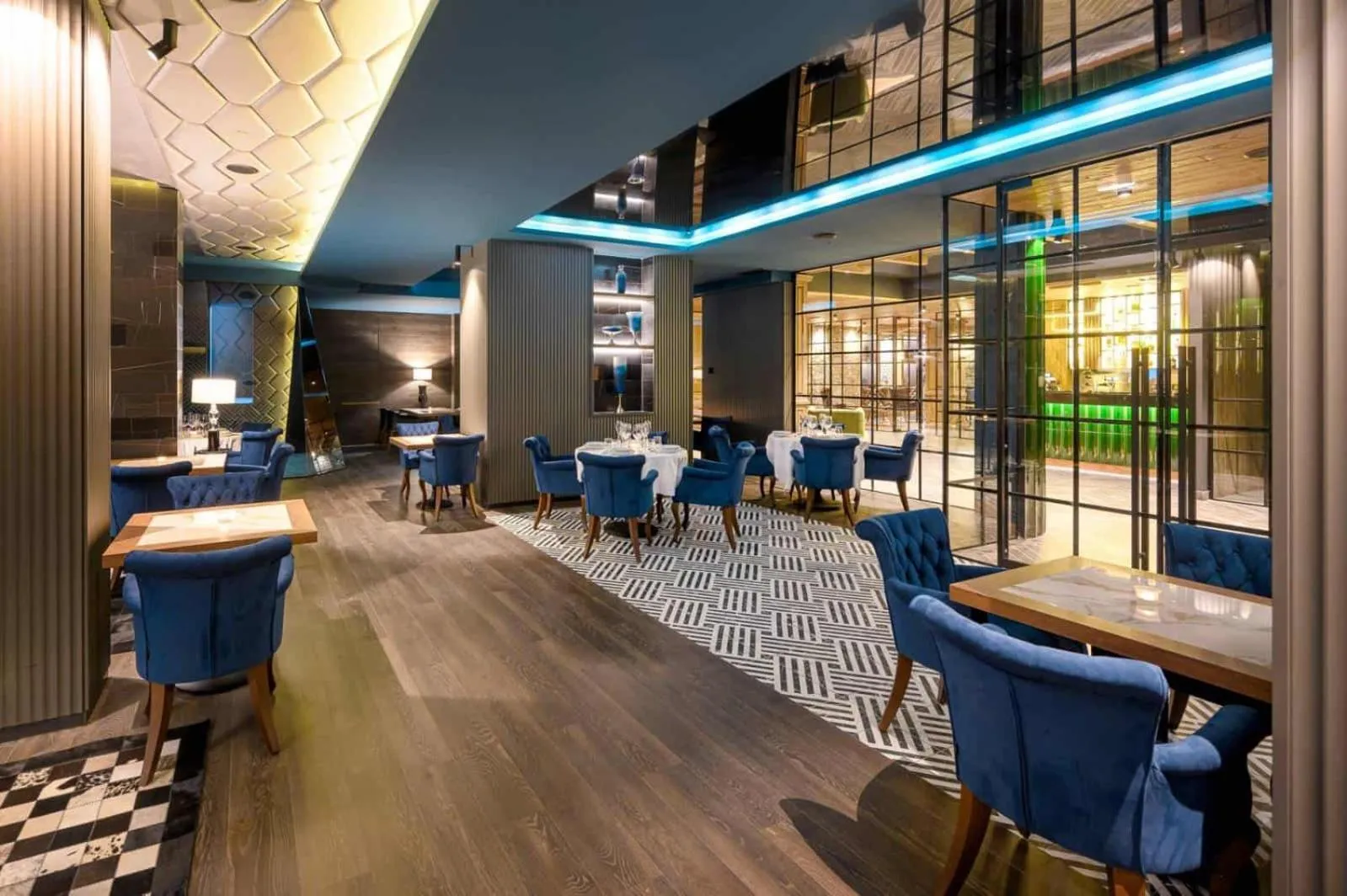 Restaurant/places to eat in Grand Hotel Therme