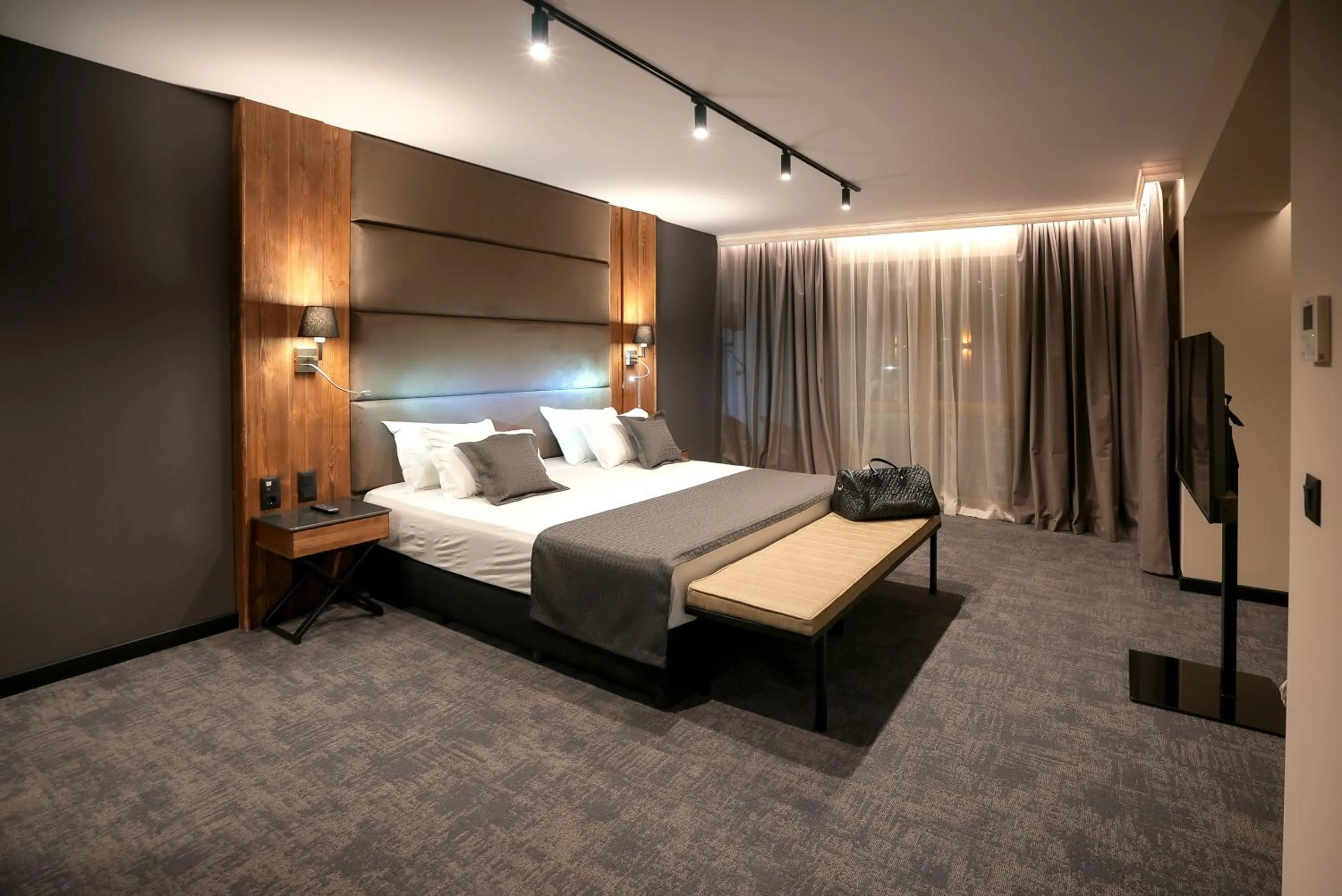 Bedroom, Bed in Grand Hotel Therme