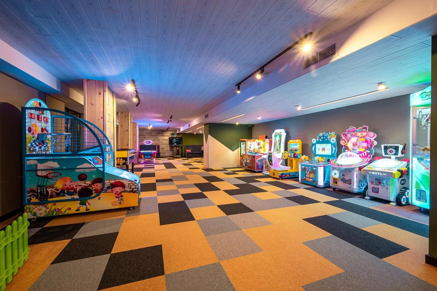 Game Room in Grand Hotel Therme