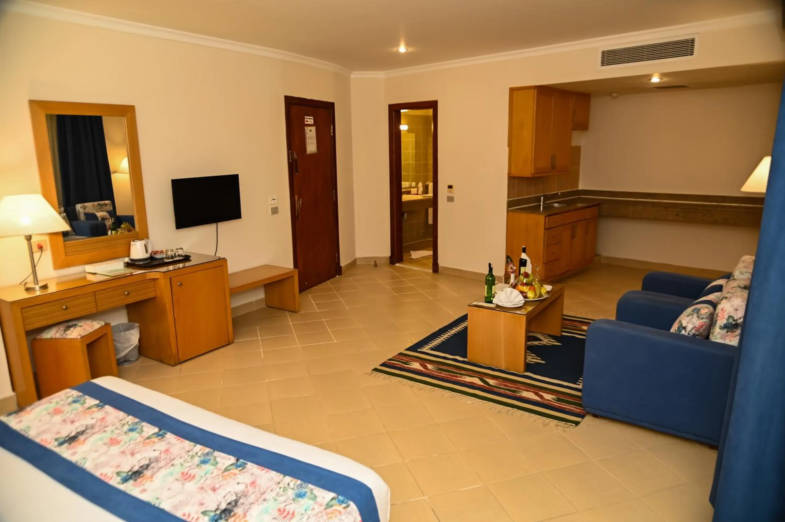 Photo of the whole room, Bed in Eagles Downtown Zahabia Resort & Aqua Park