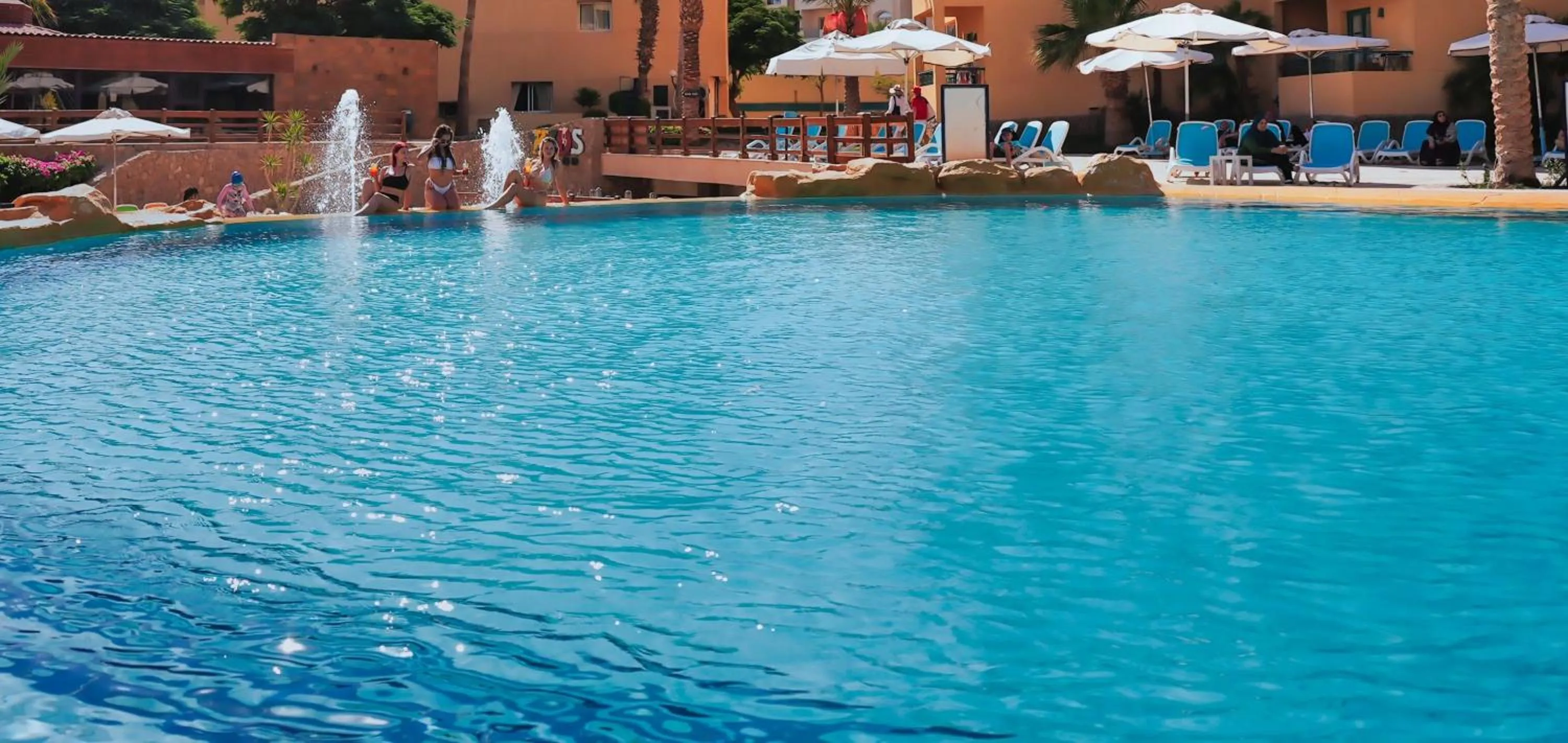 Swimming pool in Eagles Downtown Zahabia Resort & Aqua Park