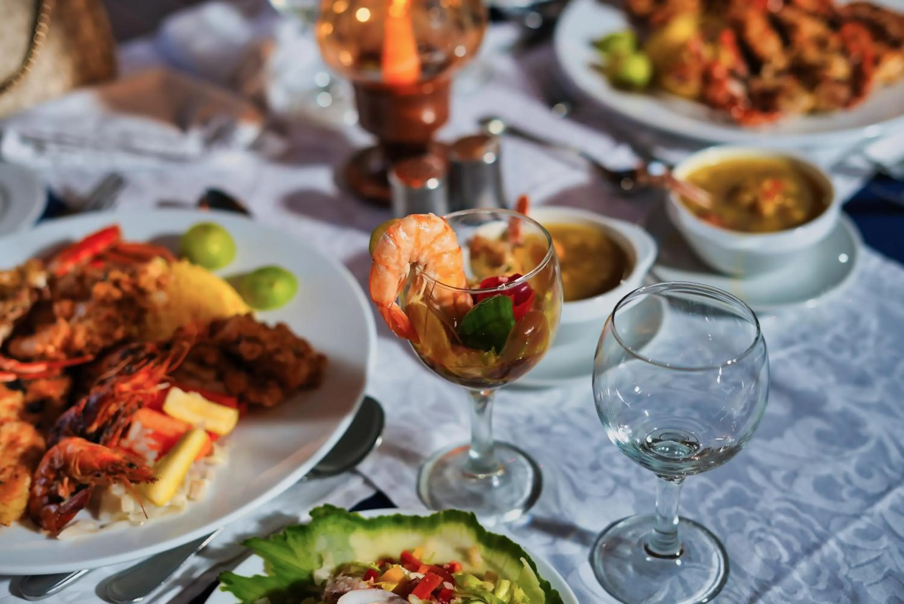 Restaurant/places to eat in Eagles Downtown Zahabia Resort & Aqua Park