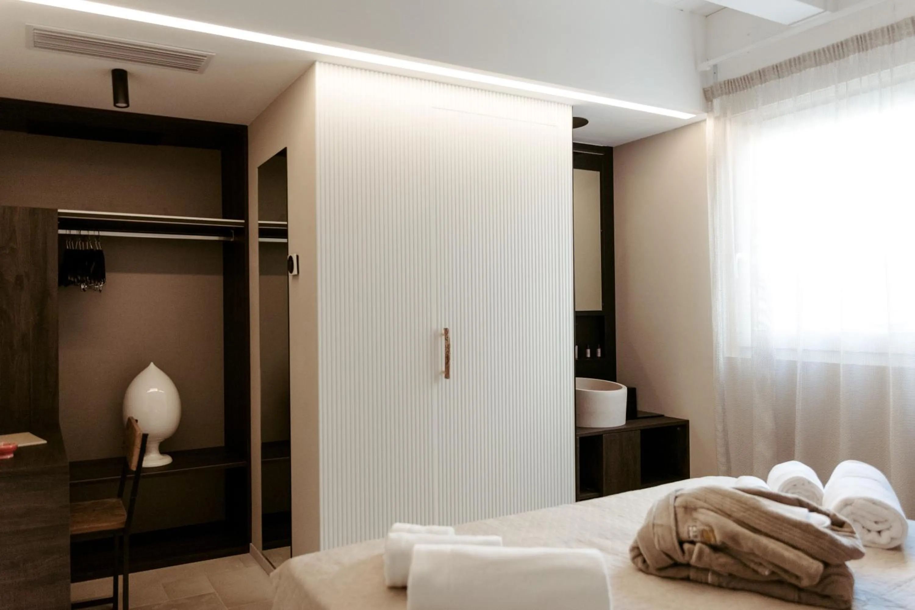 Bedroom, Bed in Le Carasse Boutique Hotel