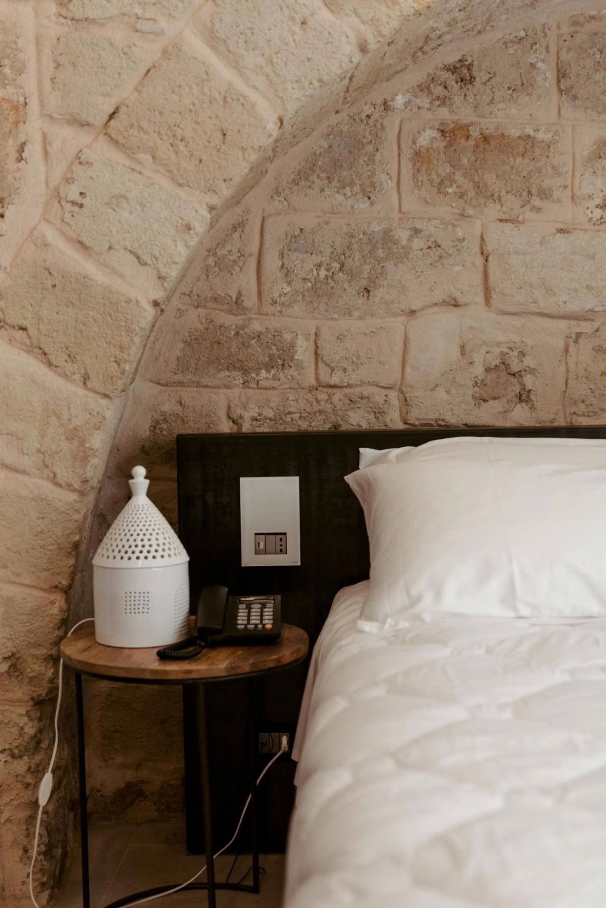 Decorative detail, Bed in Le Carasse Boutique Hotel