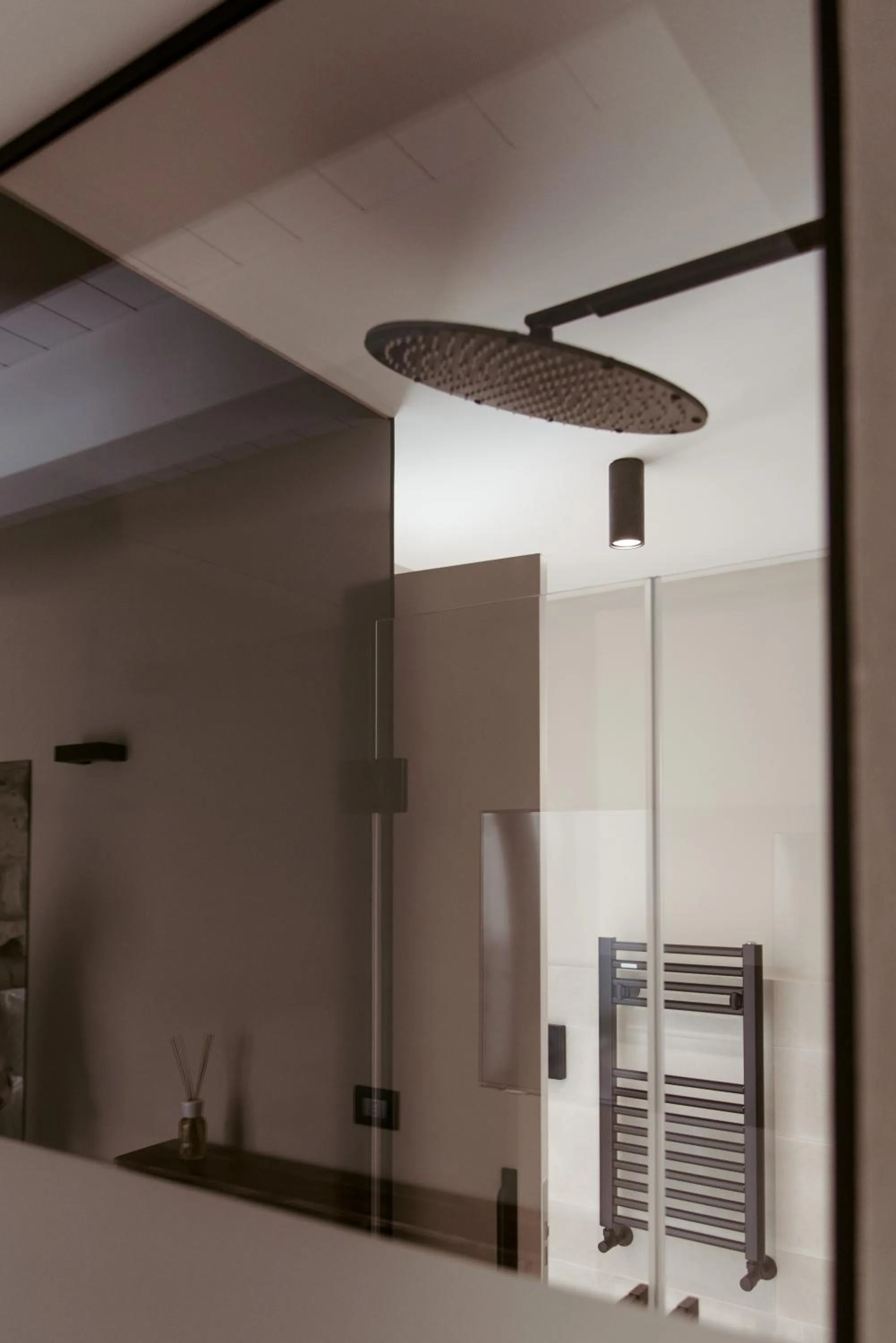 Shower in Le Carasse Boutique Hotel