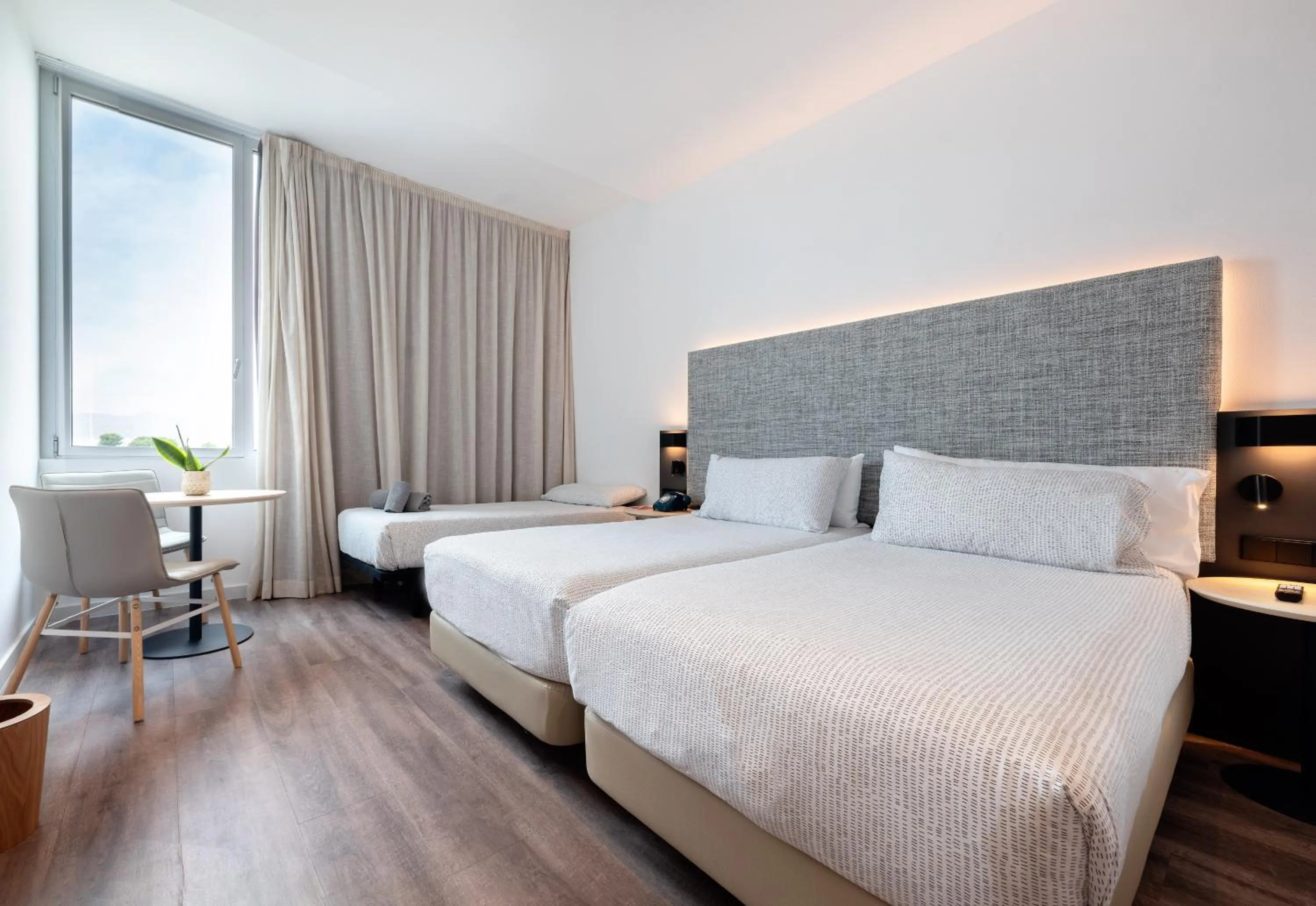 Bed in INNSiDE by Meliá Barcelona Aeropuerto