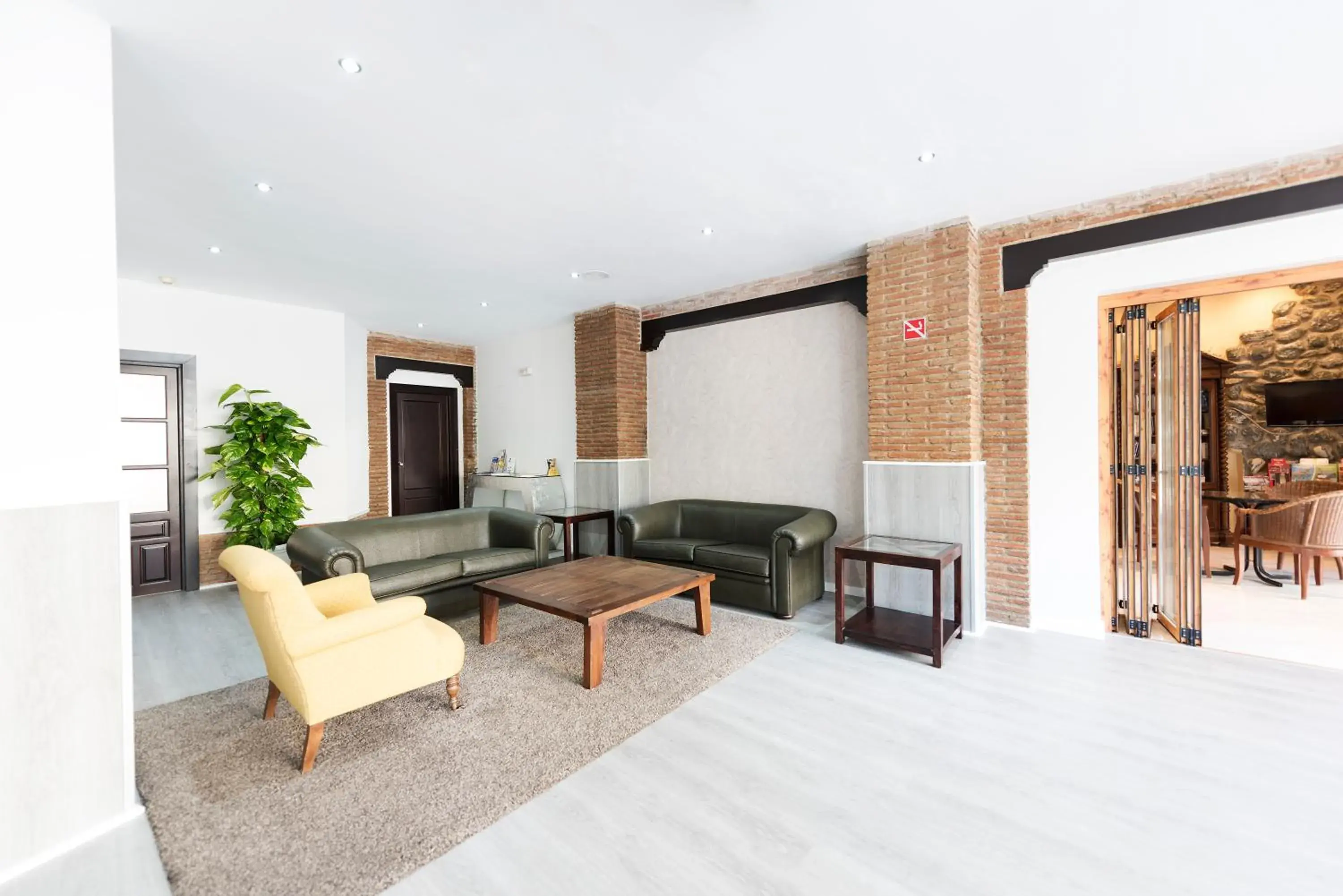 Lobby or reception in Hotel Toboso Chaparil Lobby or reception in Hotel Toboso Chaparil