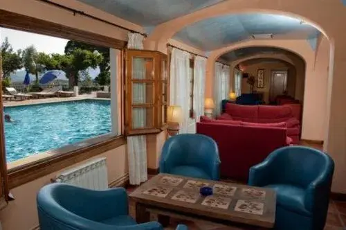 Lounge or bar in Hotel Alcadima Lounge or bar in Hotel Alcadima