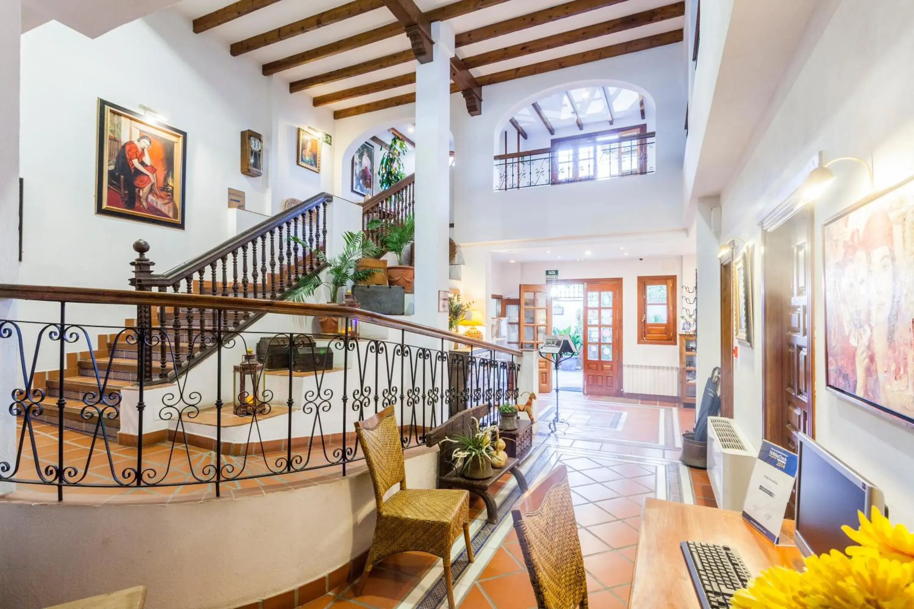 Lobby or reception in Hotel Alcadima Lobby or reception in Hotel Alcadima