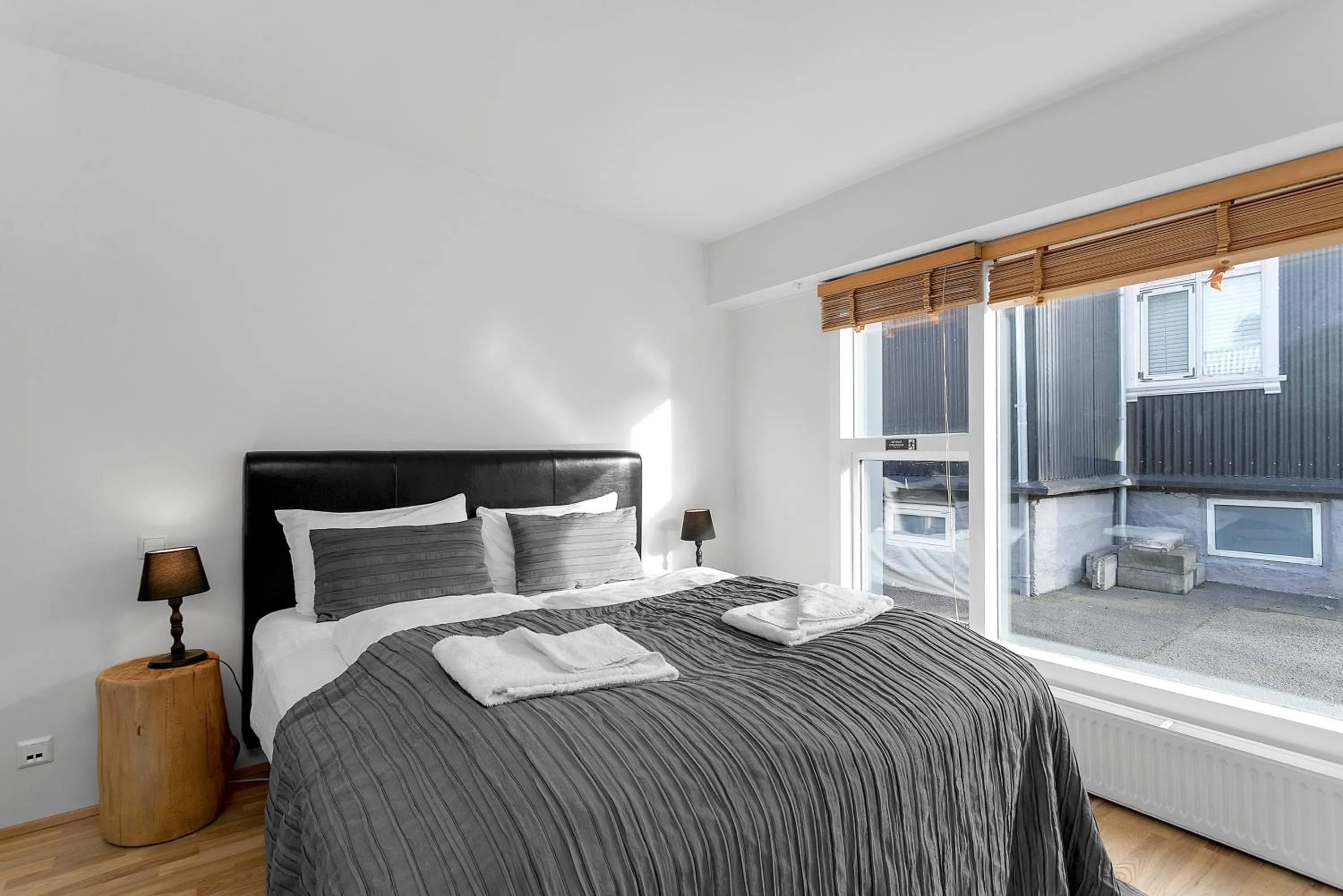 Bed in Baron Downtown Apartments by Heimaleiga