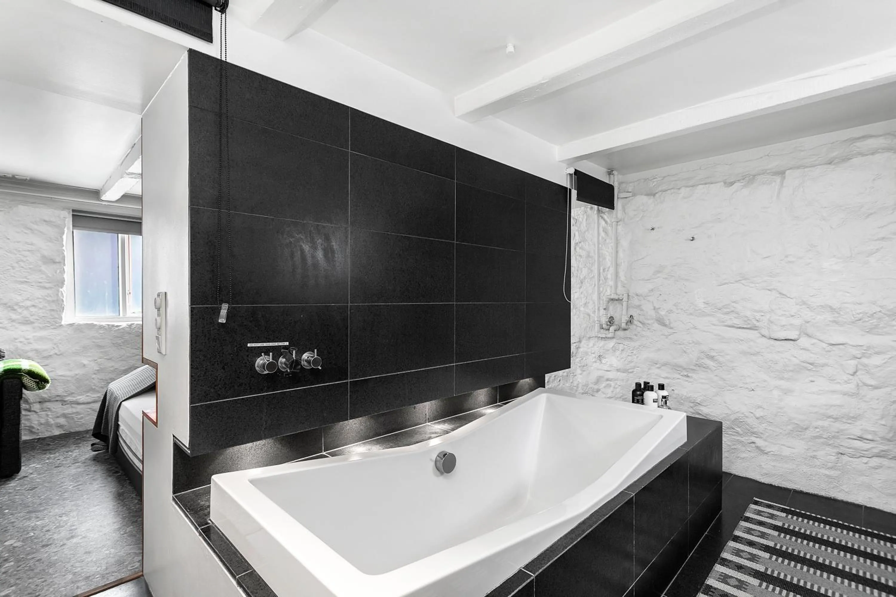 Bathroom in Baron Downtown Apartments by Heimaleiga