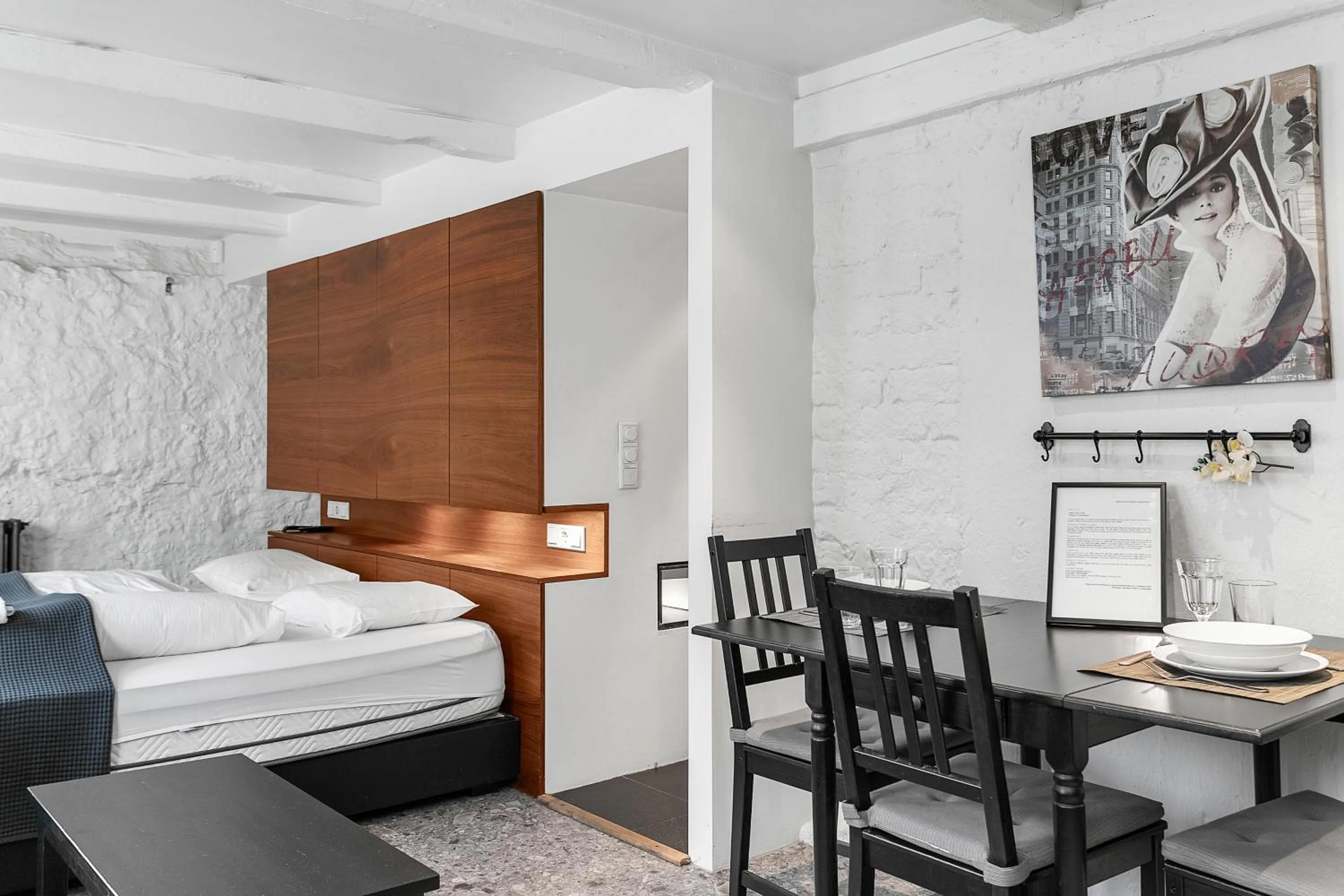 Bed in Baron Downtown Apartments by Heimaleiga
