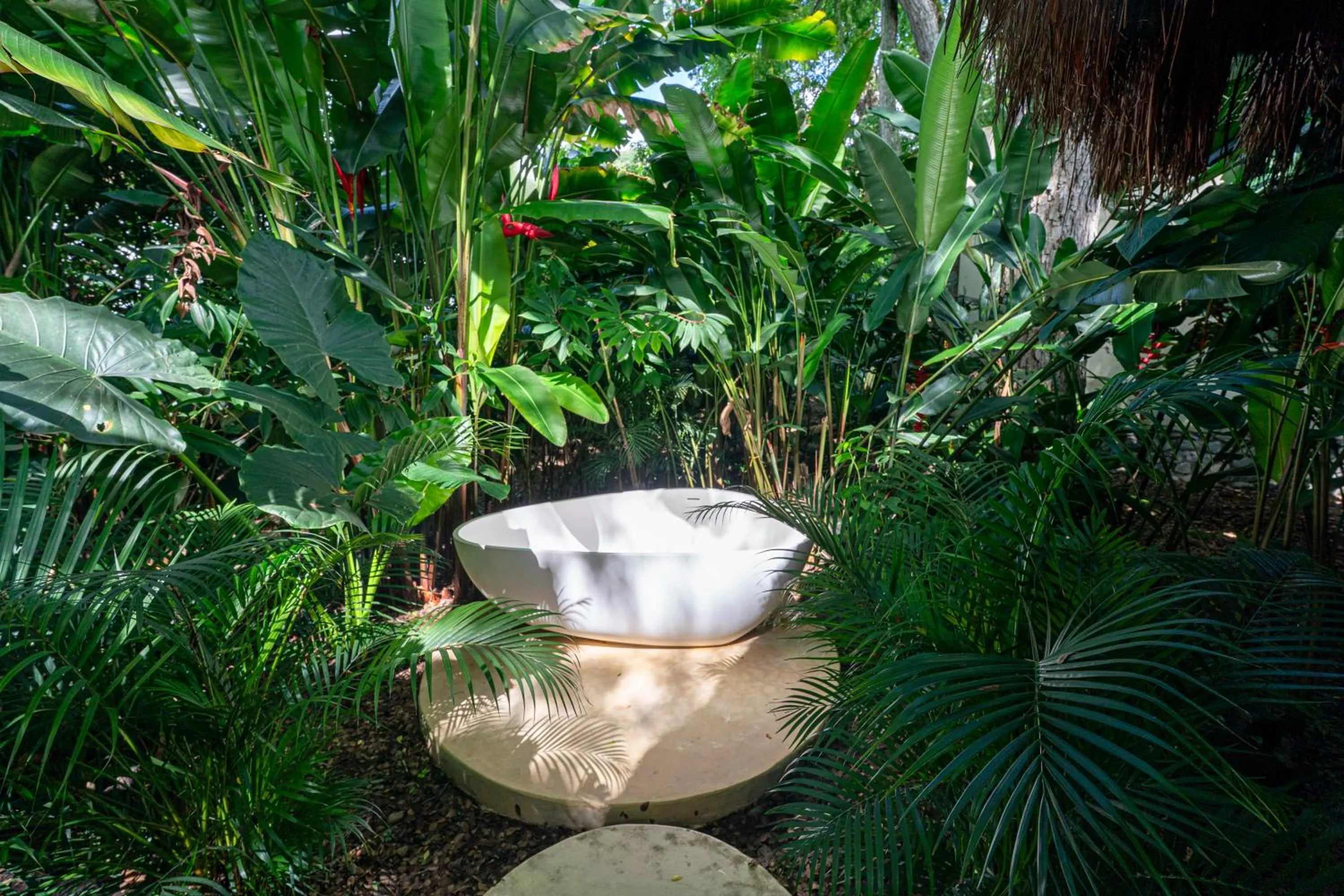 Hot Tub in Nativa Refugio Escondido