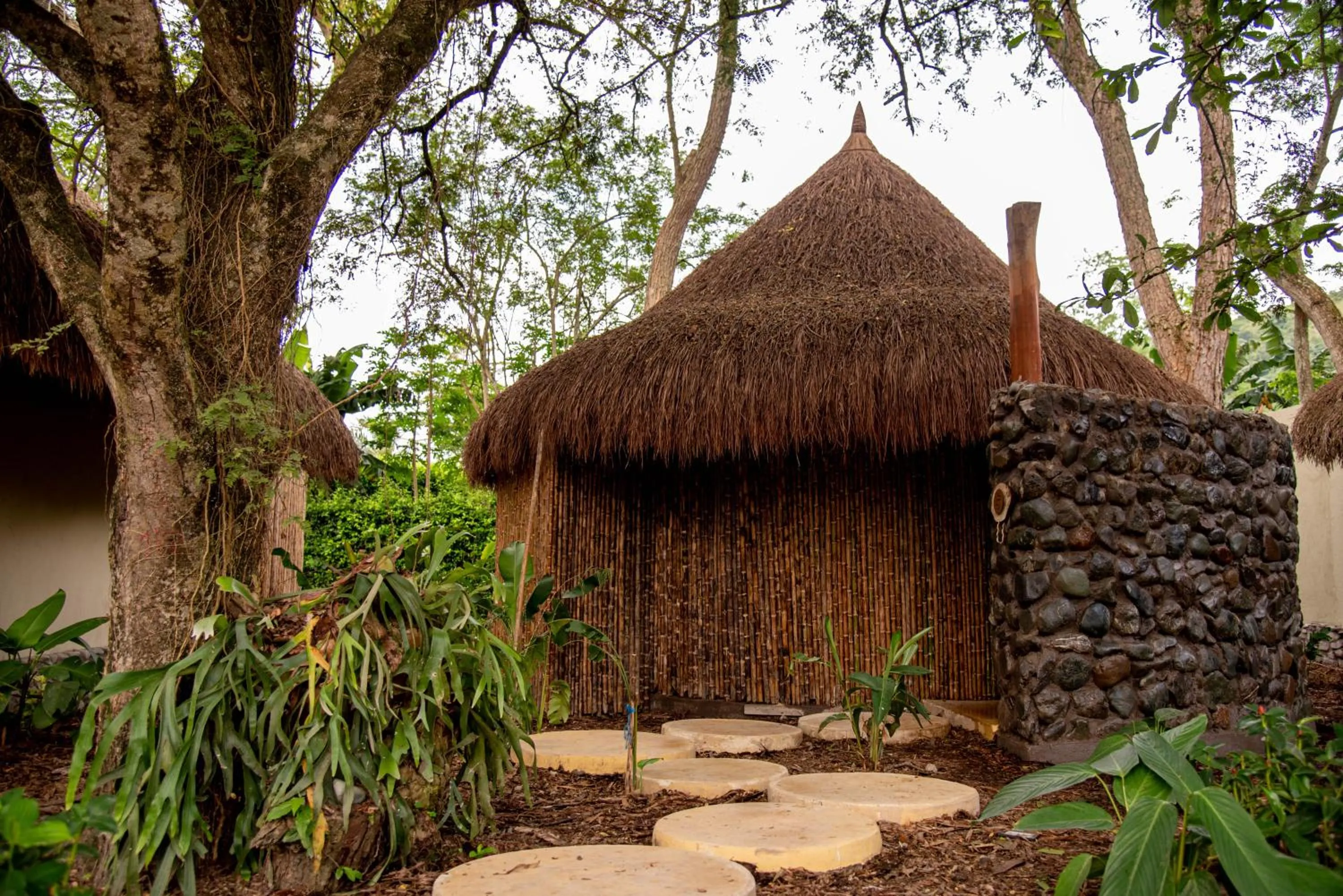 Day in Nativa Refugio Escondido