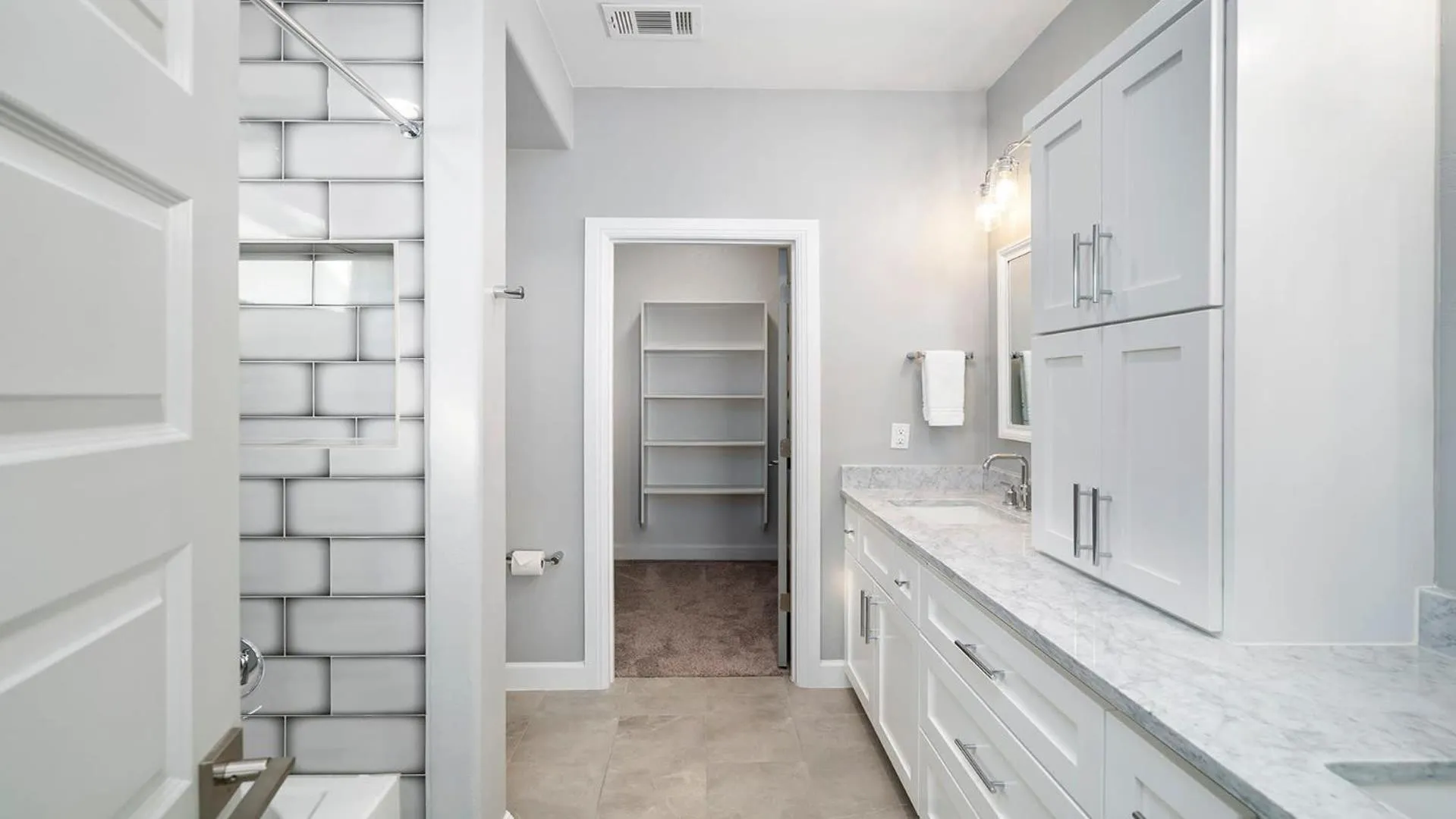 Luxury Waterfront Home with Swimming Pool Hot Tub and 2 Boat Slips