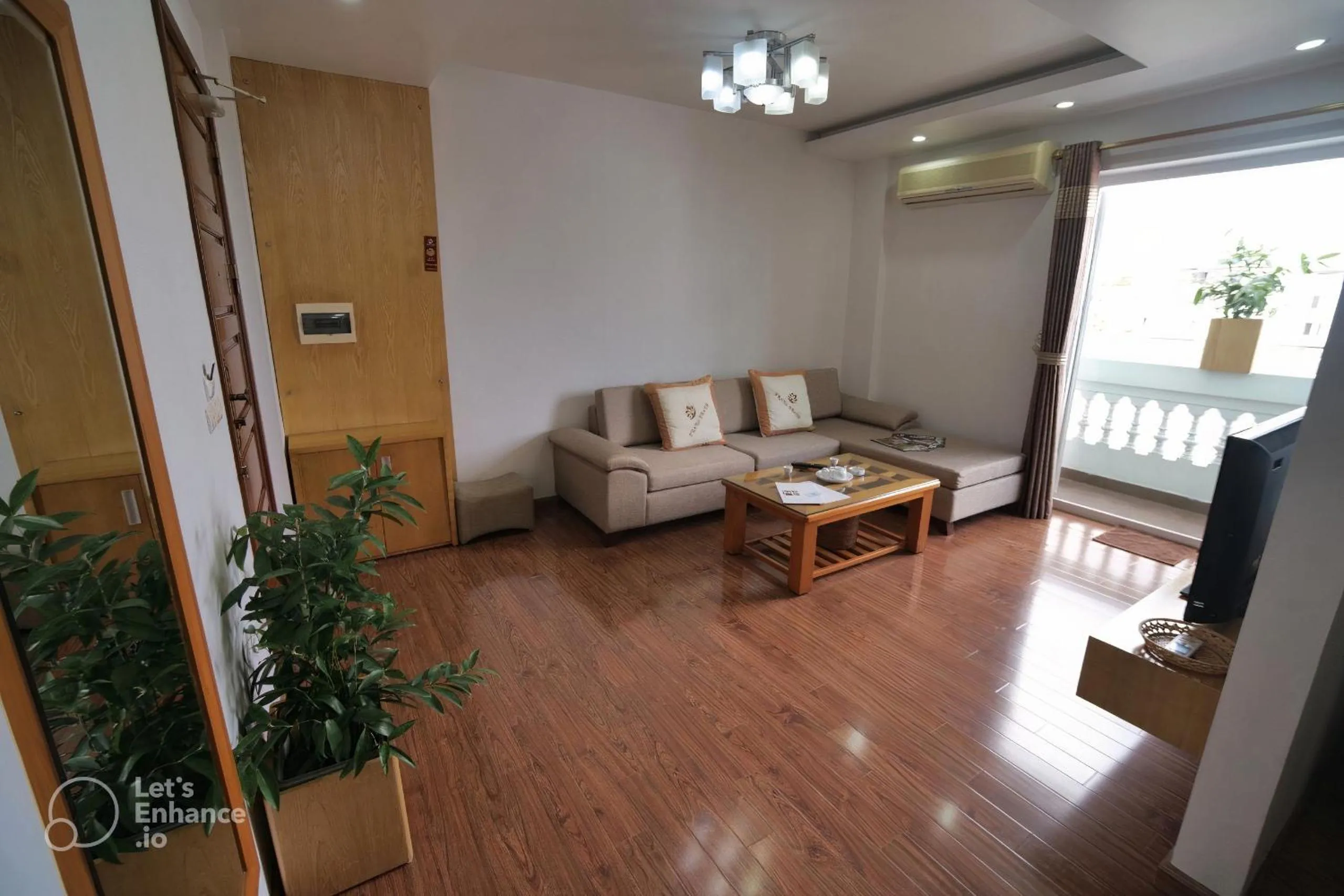 One-Bedroom Apartment in Trang Thanh Luxury Apartment