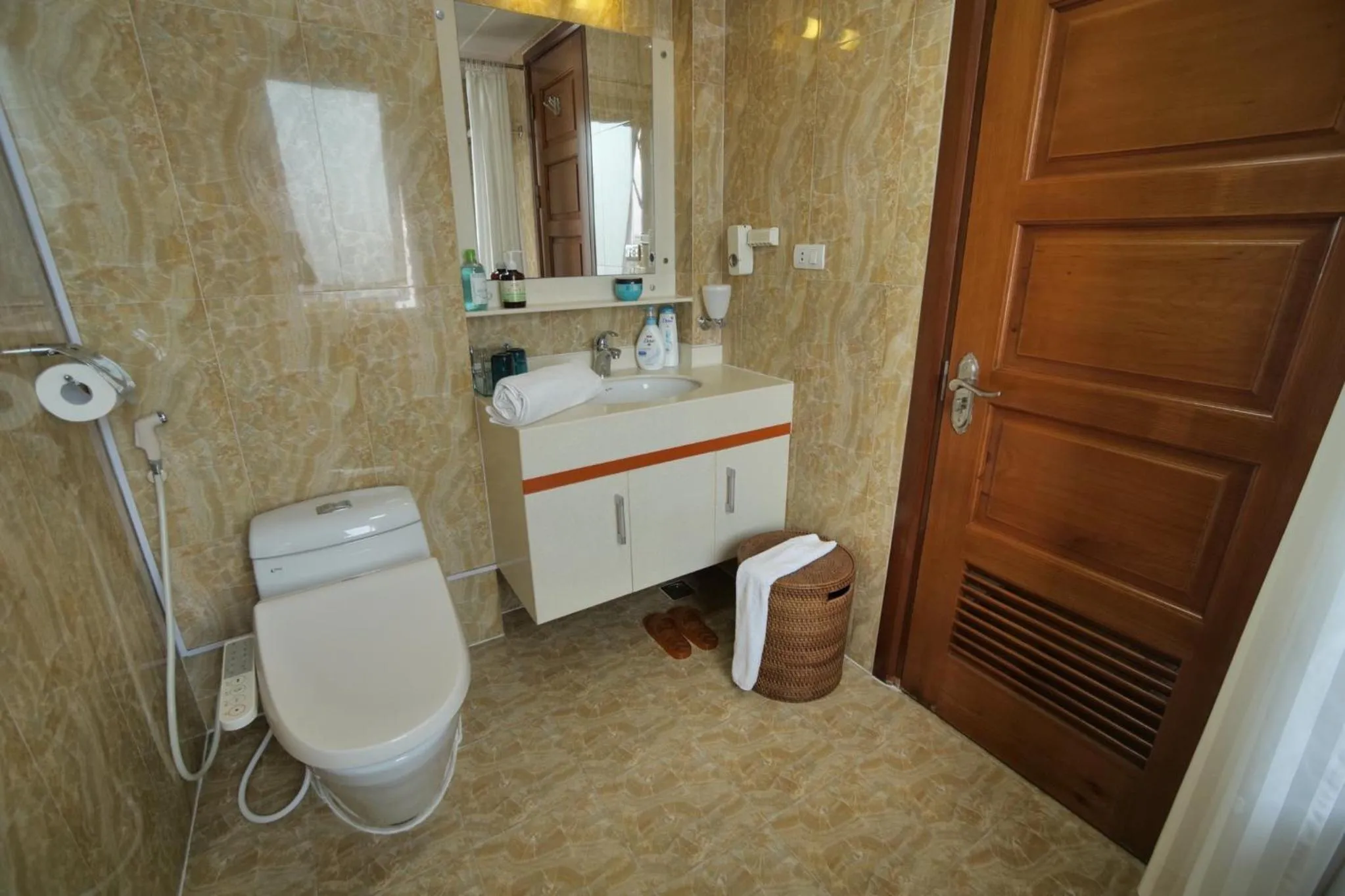 Bathroom in Trang Thanh Luxury Apartment