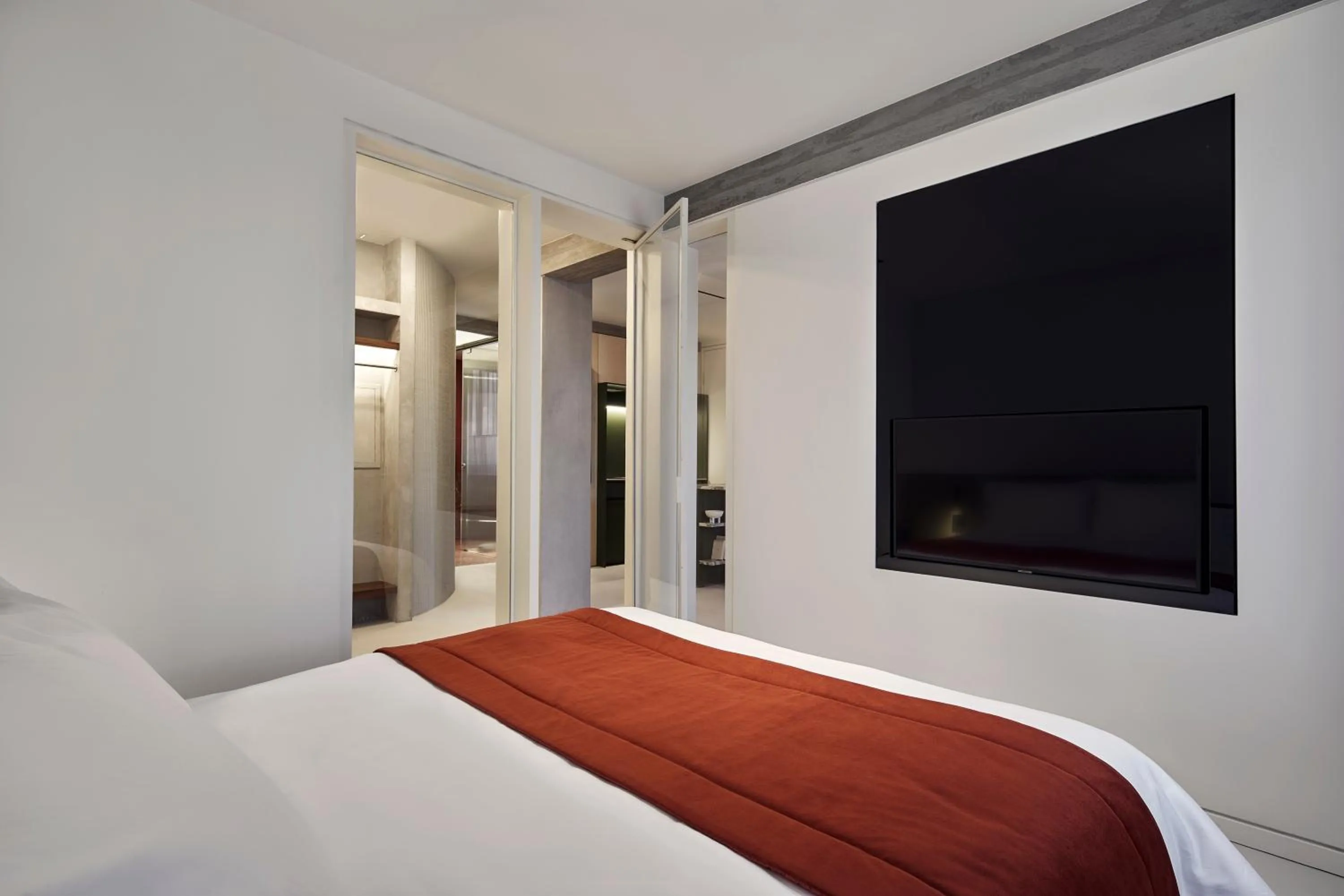 Bed in The Newel Metaxourgeio