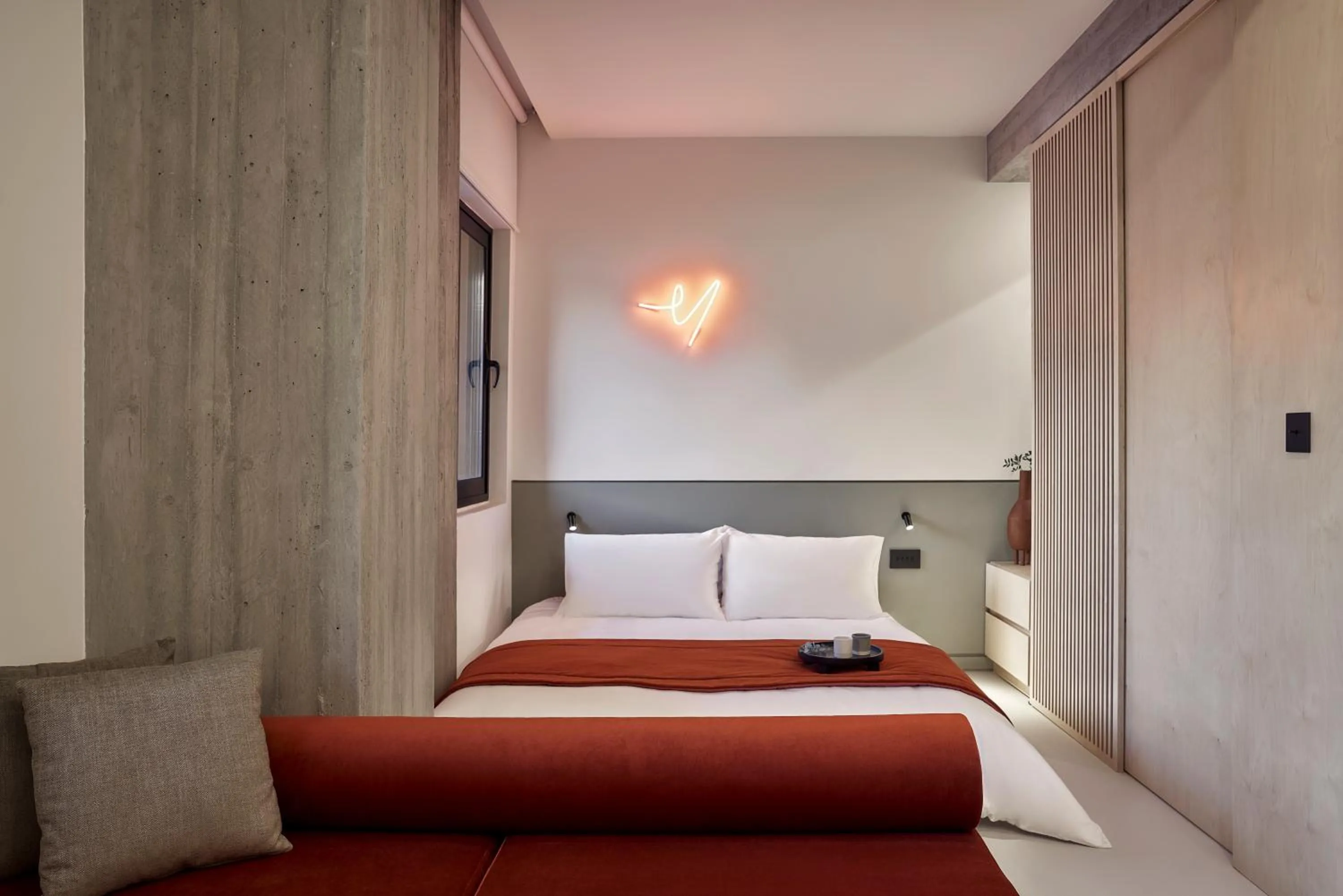 Bedroom, Bed in The Newel Metaxourgeio