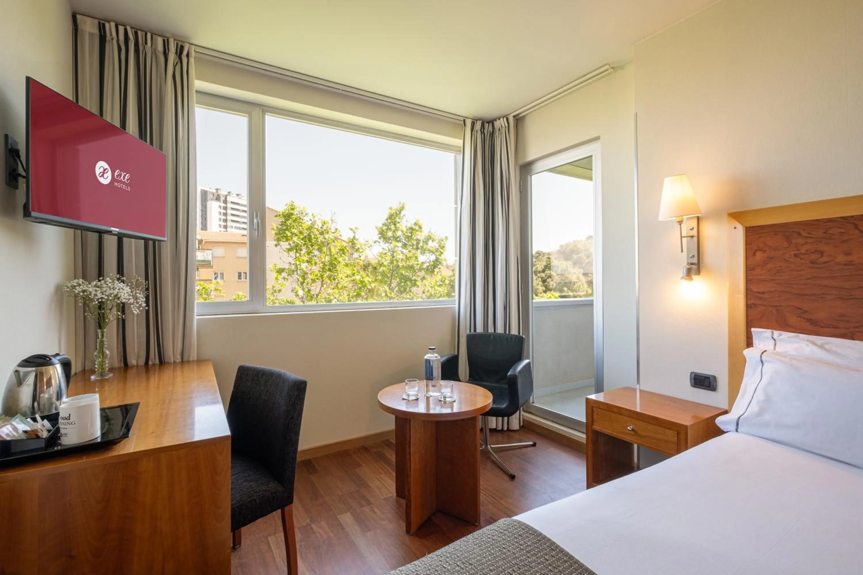 Photo of the whole room, Bed in Exe Plaza Delicias