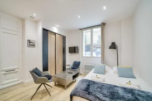 ParisConciergerie - Studio Champs Elysees