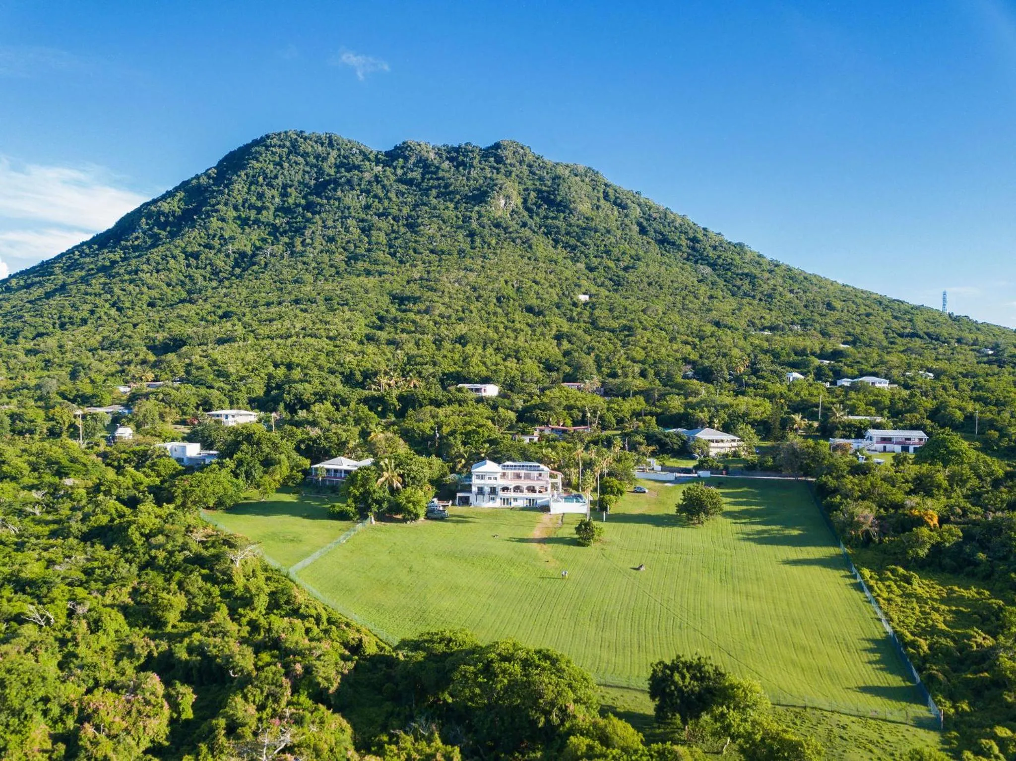 Nearby landmark in Quill Gardens Boutique Hotel
